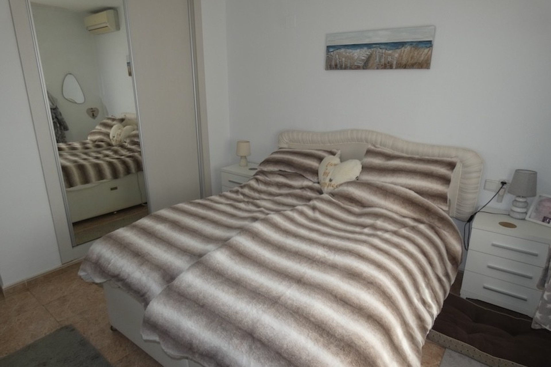 Venta - Chalet Independiente -
La Marina