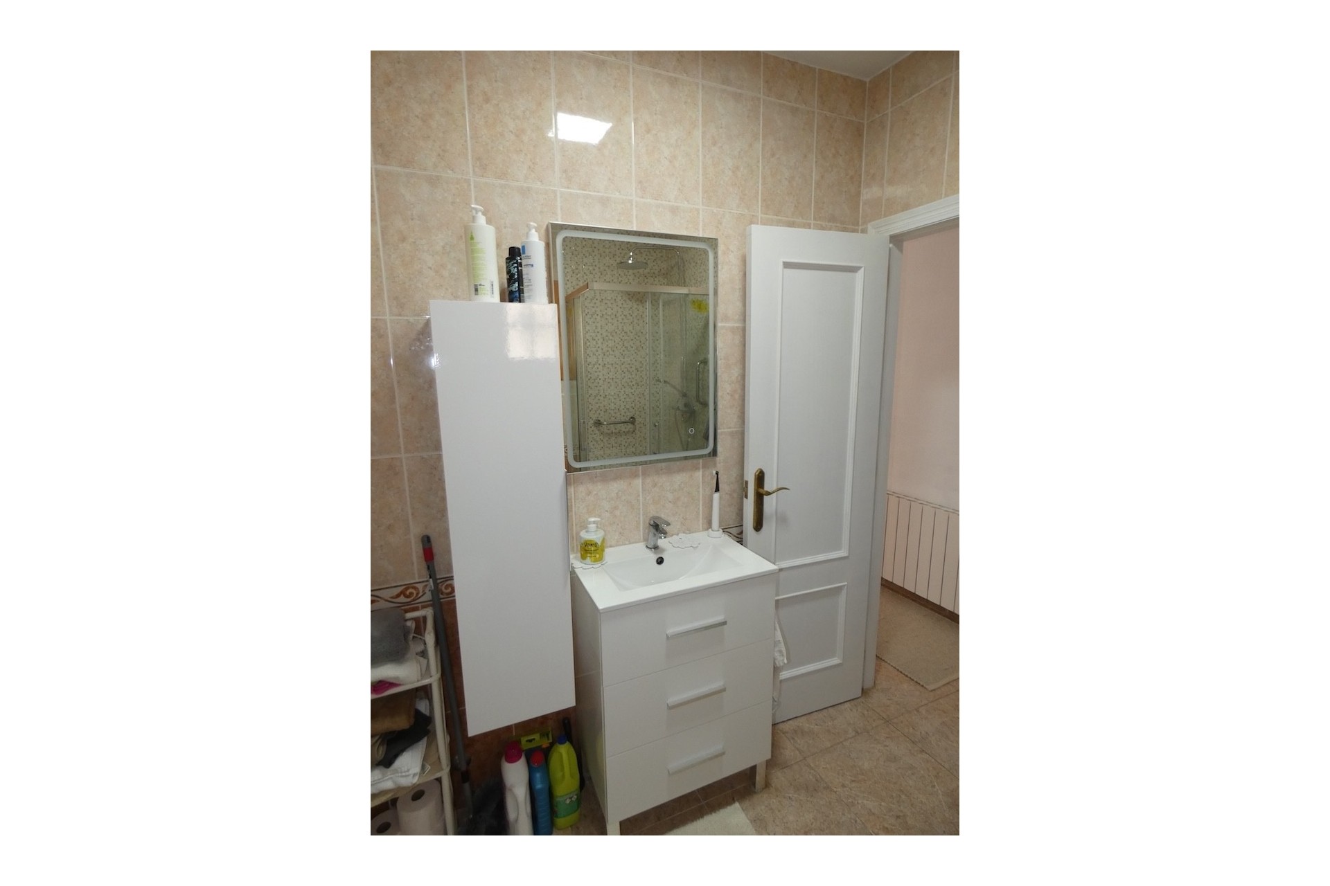 Venta - Chalet Independiente -
La Marina