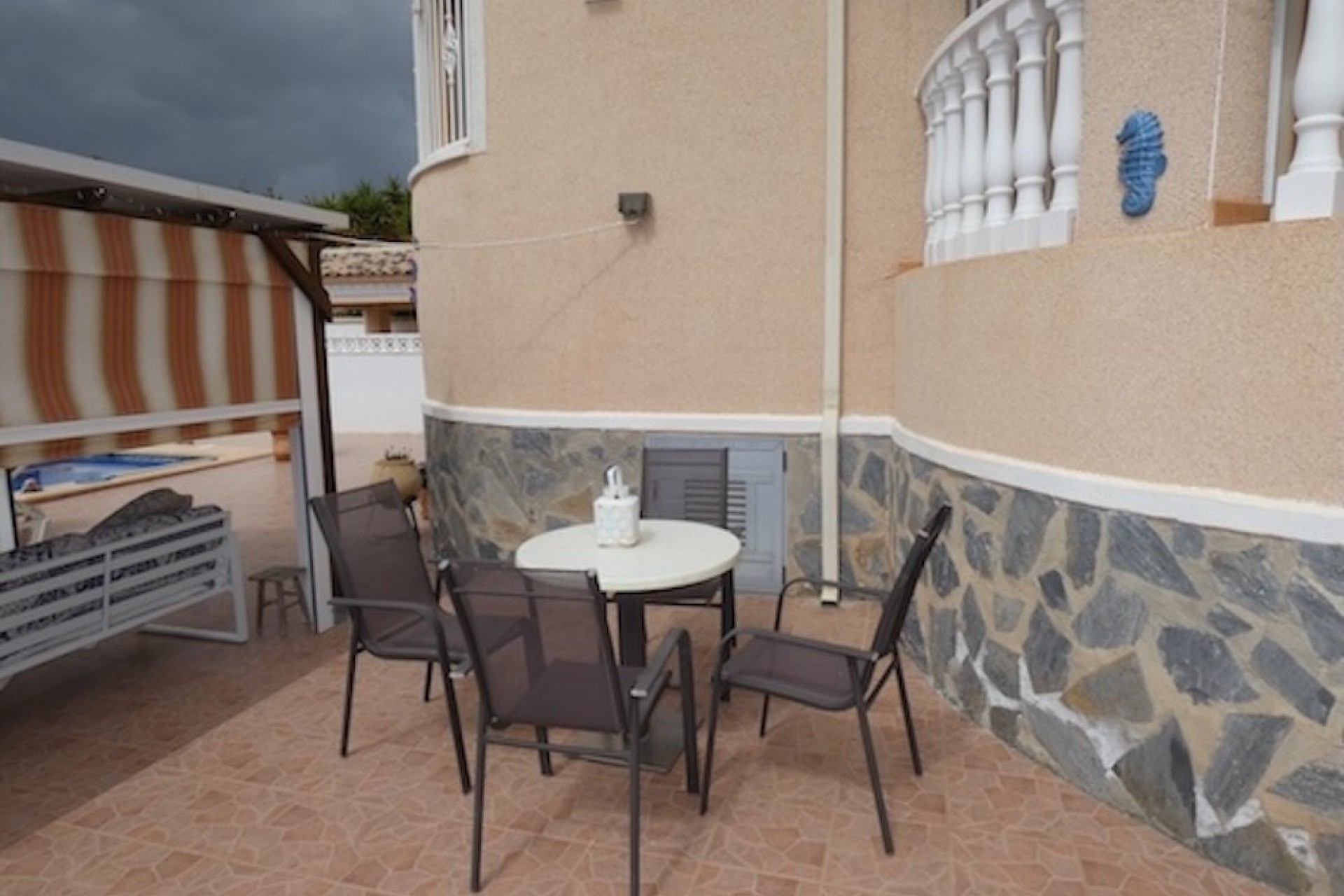 Venta - Chalet Independiente -
La Marina