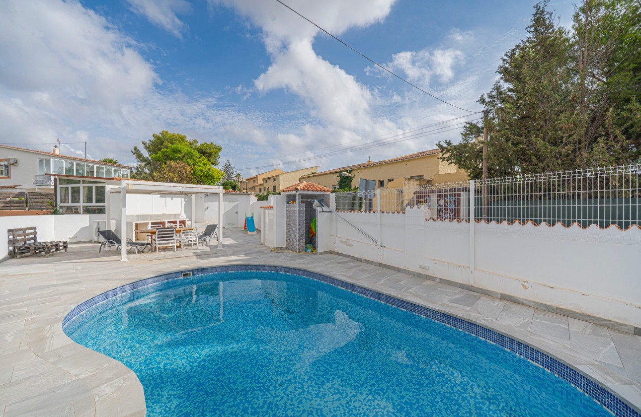Venta - Chalet Independiente -
La Nucía - Panorama