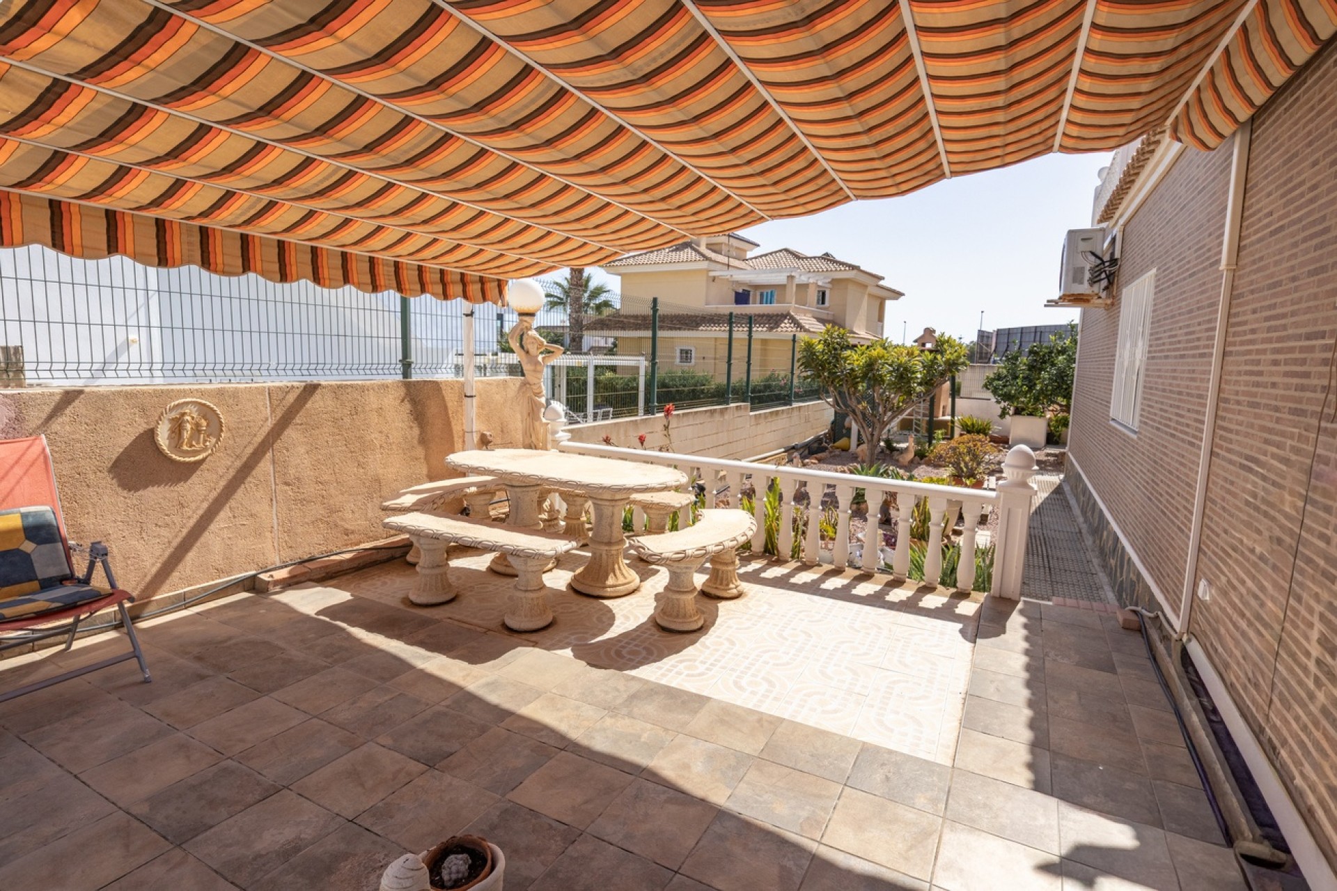 Venta - Chalet Independiente -
La Regia - Costa Blanca