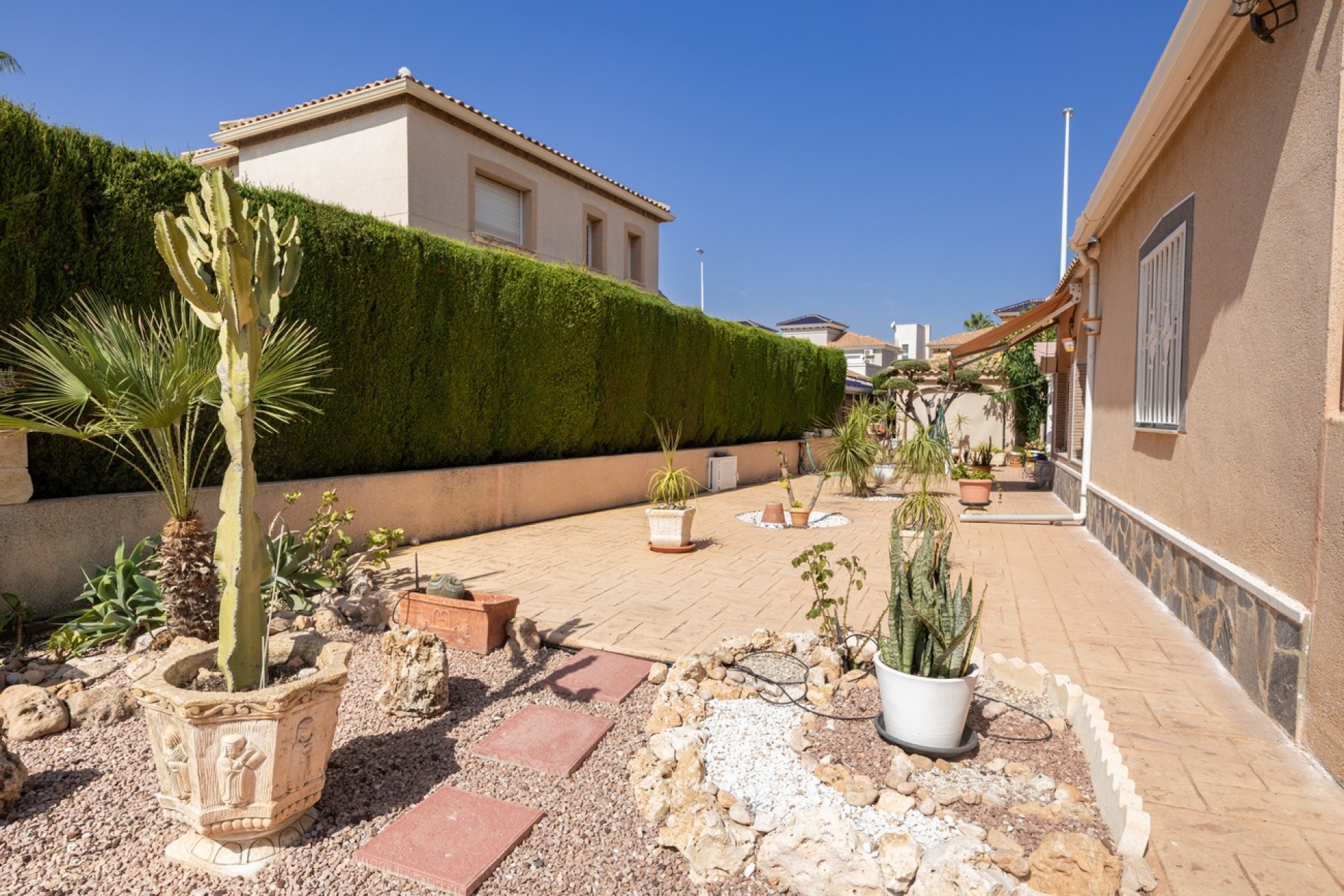 Venta - Chalet Independiente -
La Regia - Costa Blanca