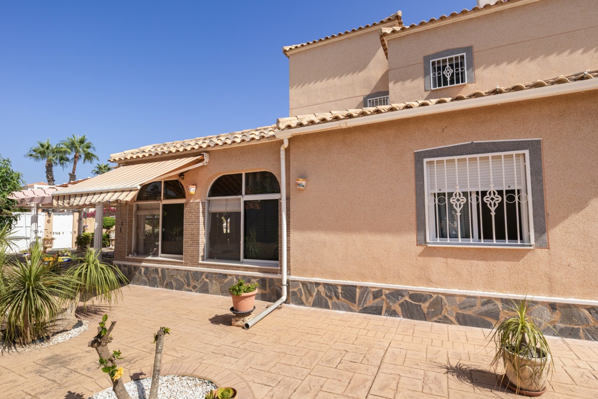 Venta - Chalet Independiente -
La Regia - Costa Blanca