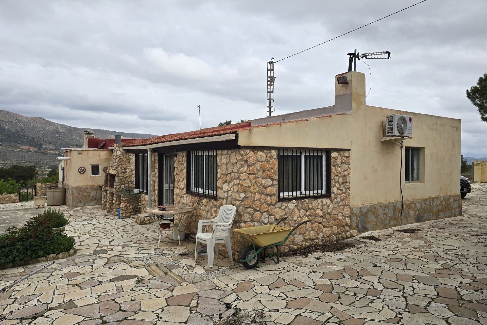 Venta - Chalet Independiente -
La Romana