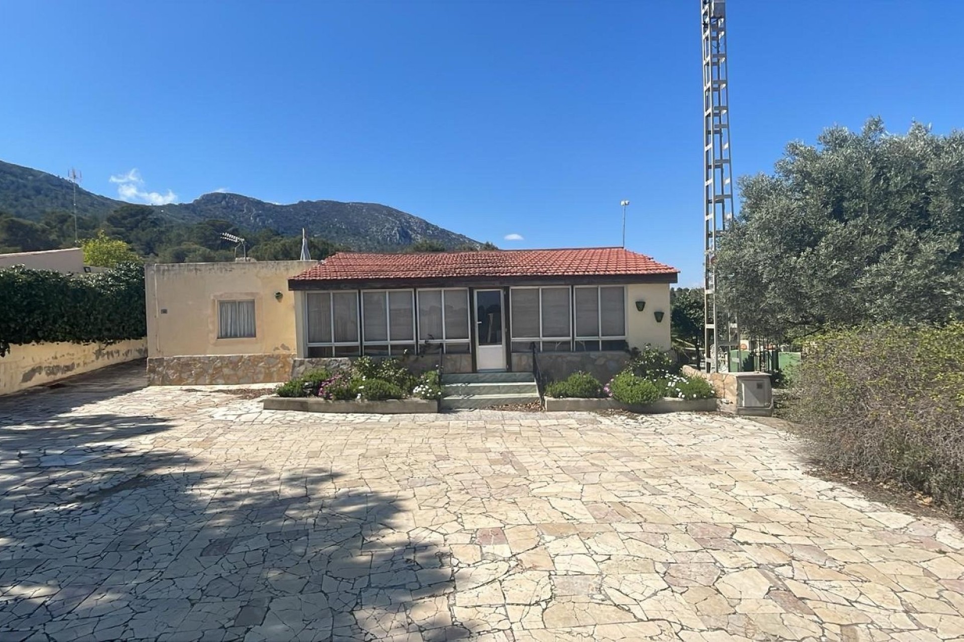 Venta - Chalet Independiente -
La Romana