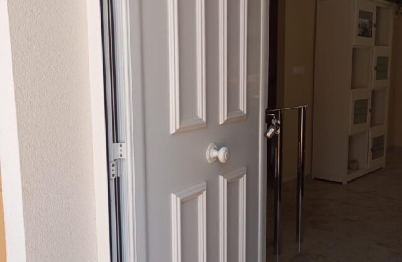 Venta - Chalet Independiente -
La Romana