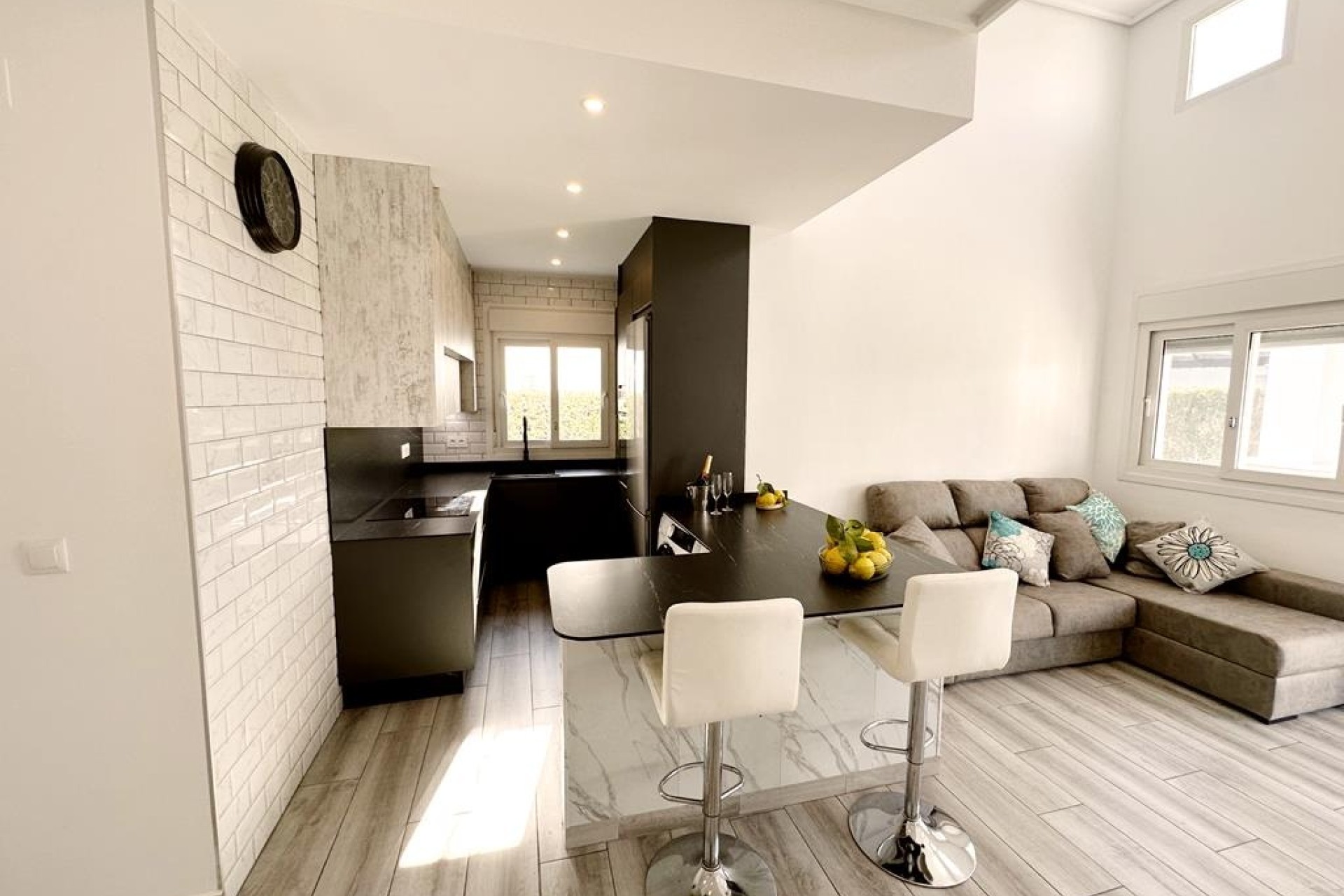 Venta - Chalet Independiente -
La Torre Golf Resort - Inland