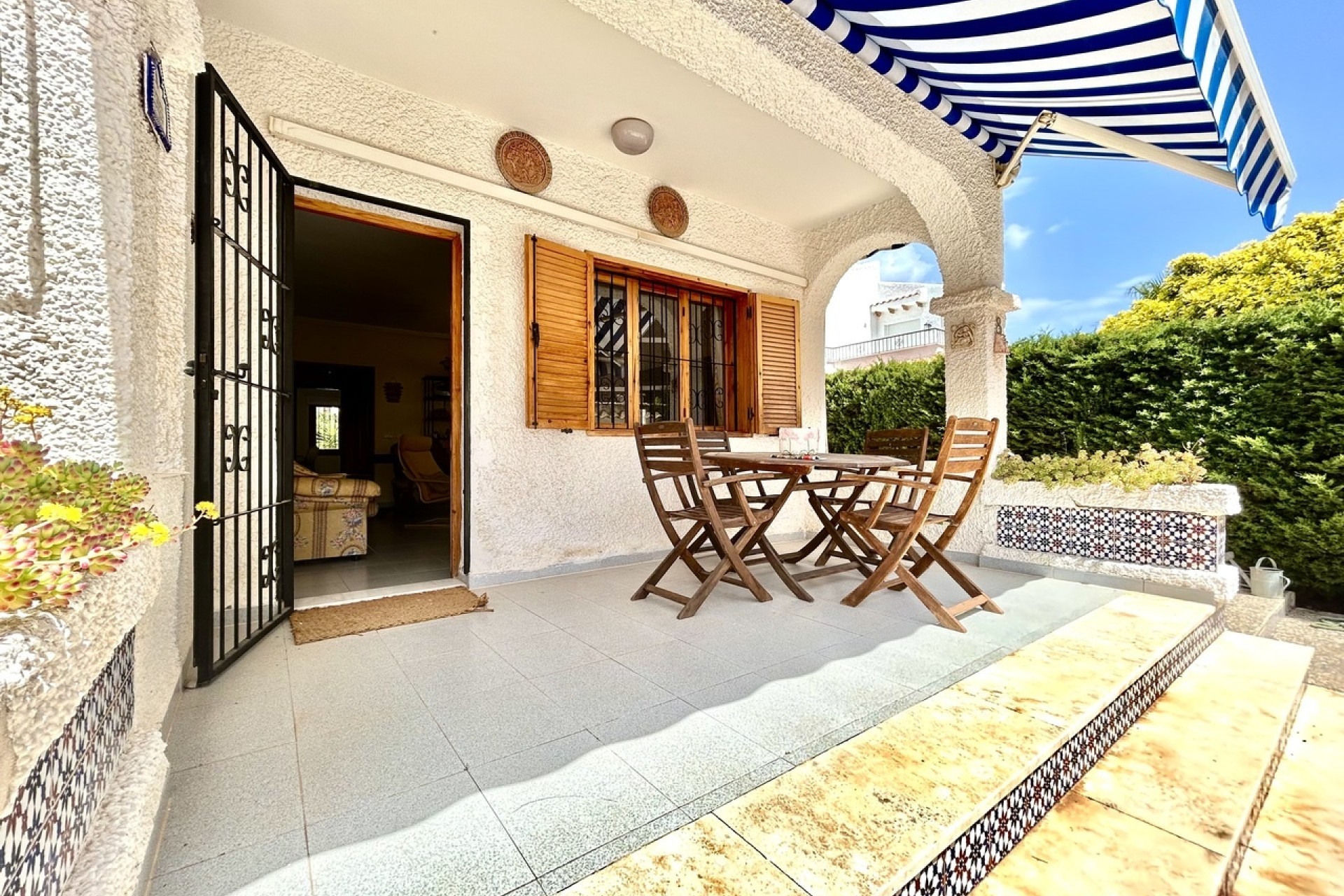 Venta - Chalet Independiente -
La Zenia - Costa Blanca