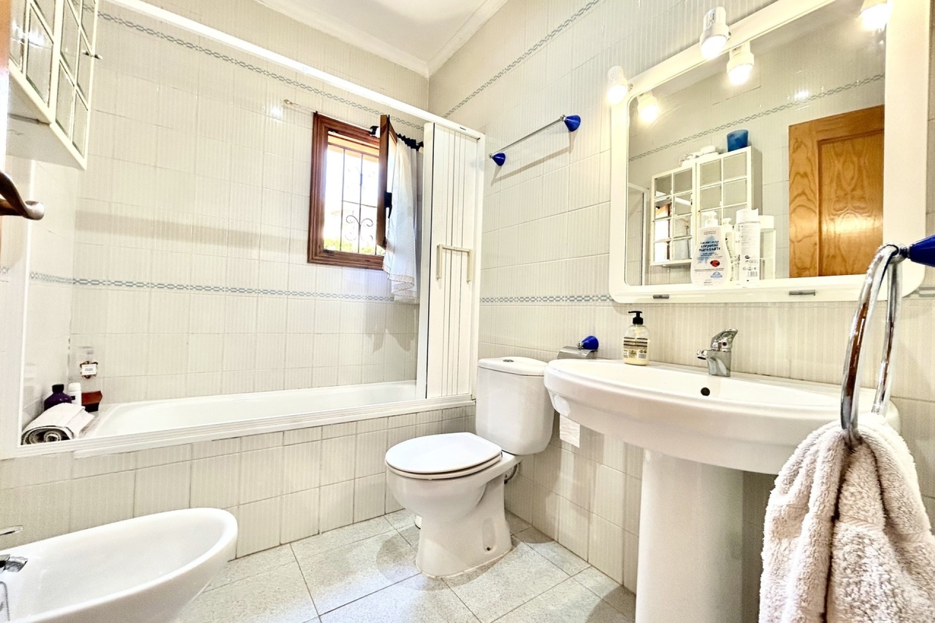 Venta - Chalet Independiente -
La Zenia - Costa Blanca