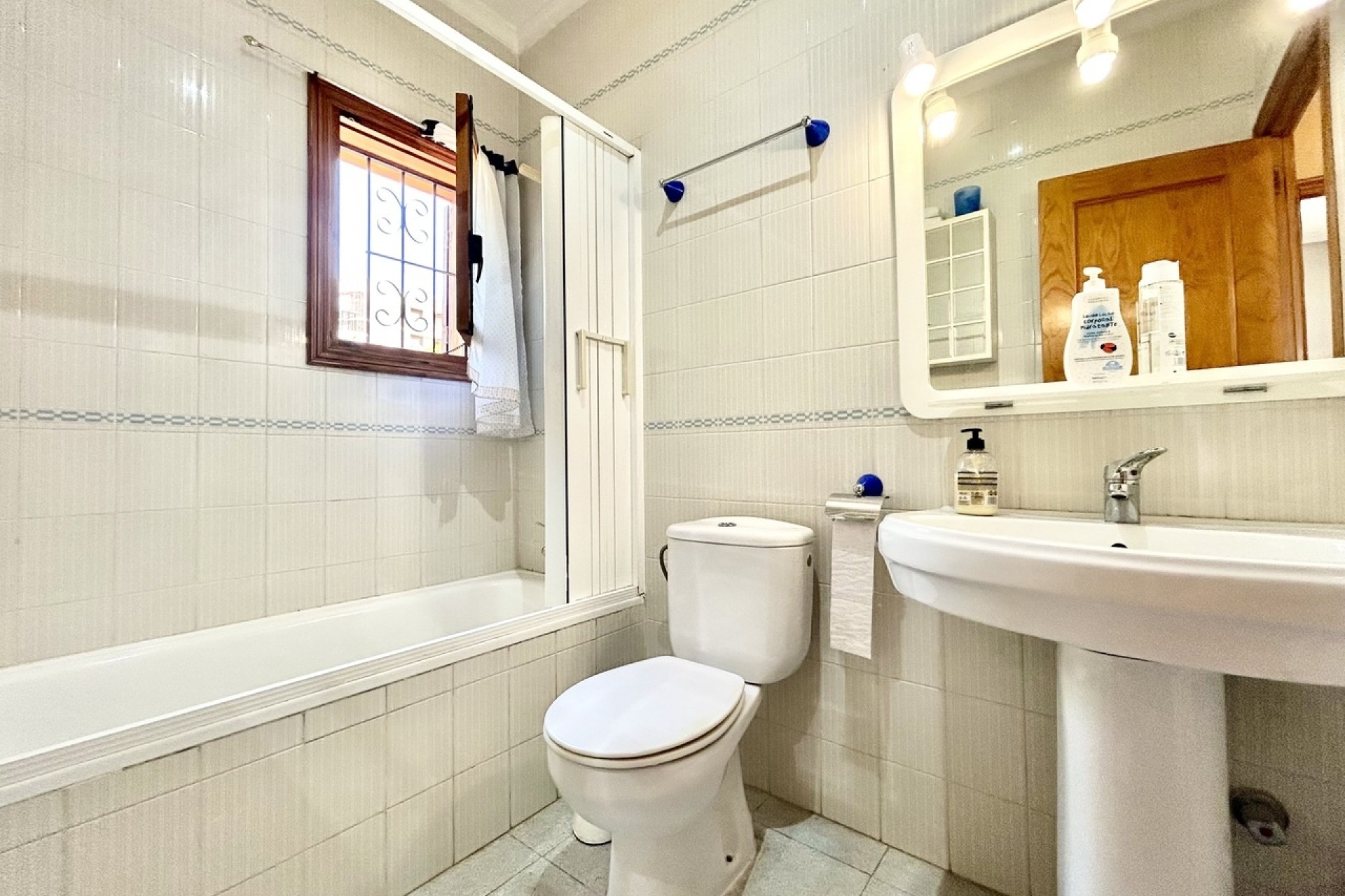 Venta - Chalet Independiente -
La Zenia - Costa Blanca
