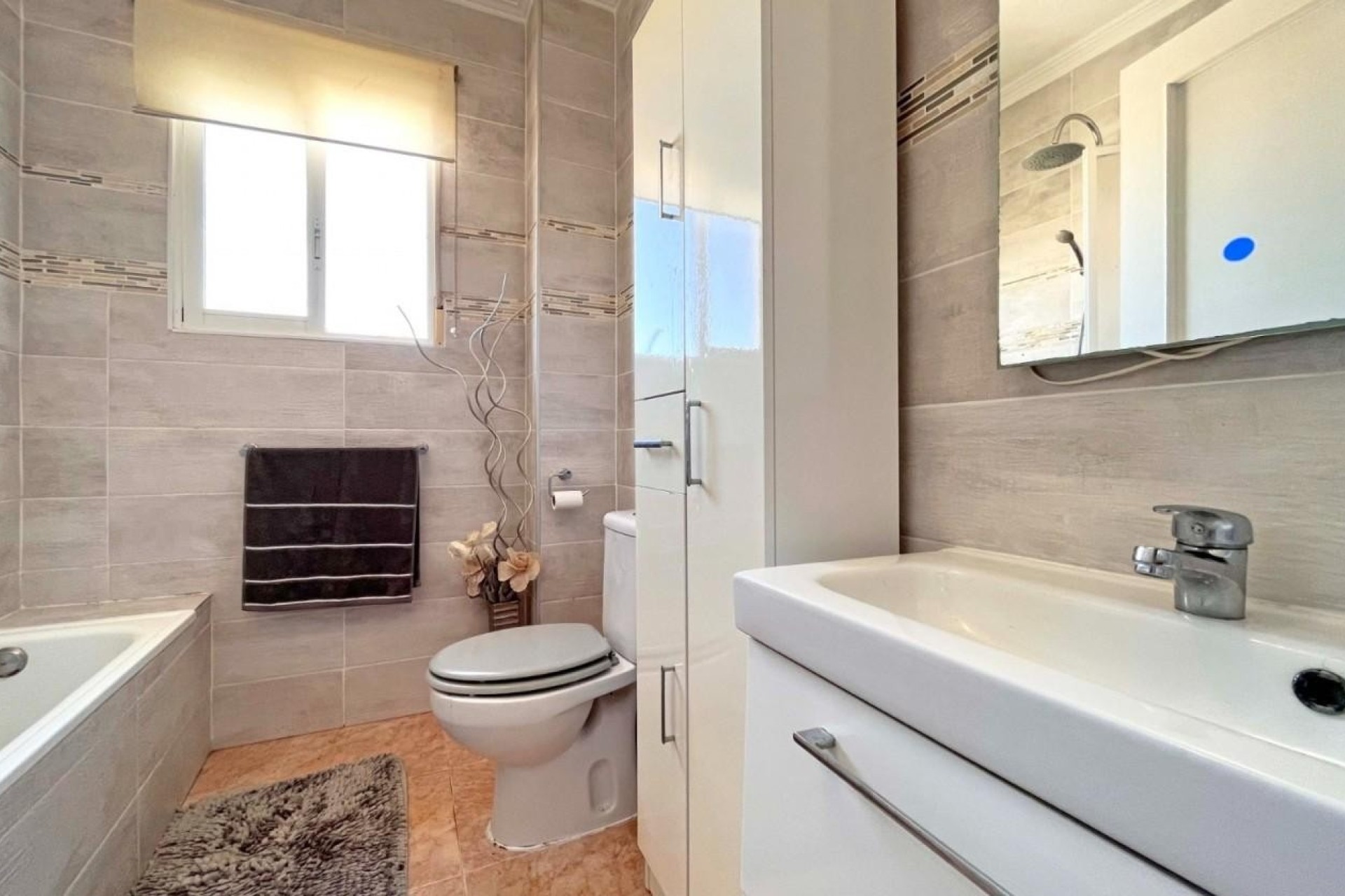 Venta - Chalet Independiente -
La Zenia - Costa Blanca