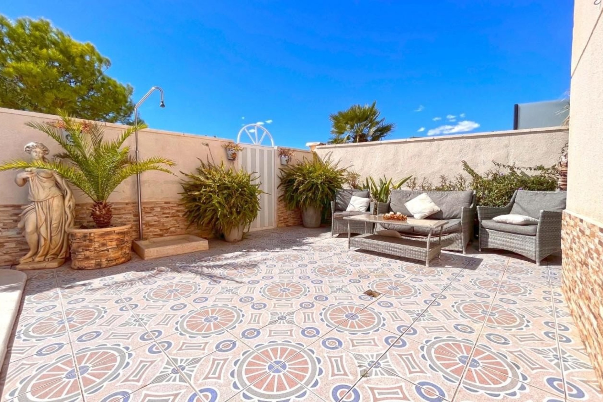 Venta - Chalet Independiente -
La Zenia - Costa Blanca
