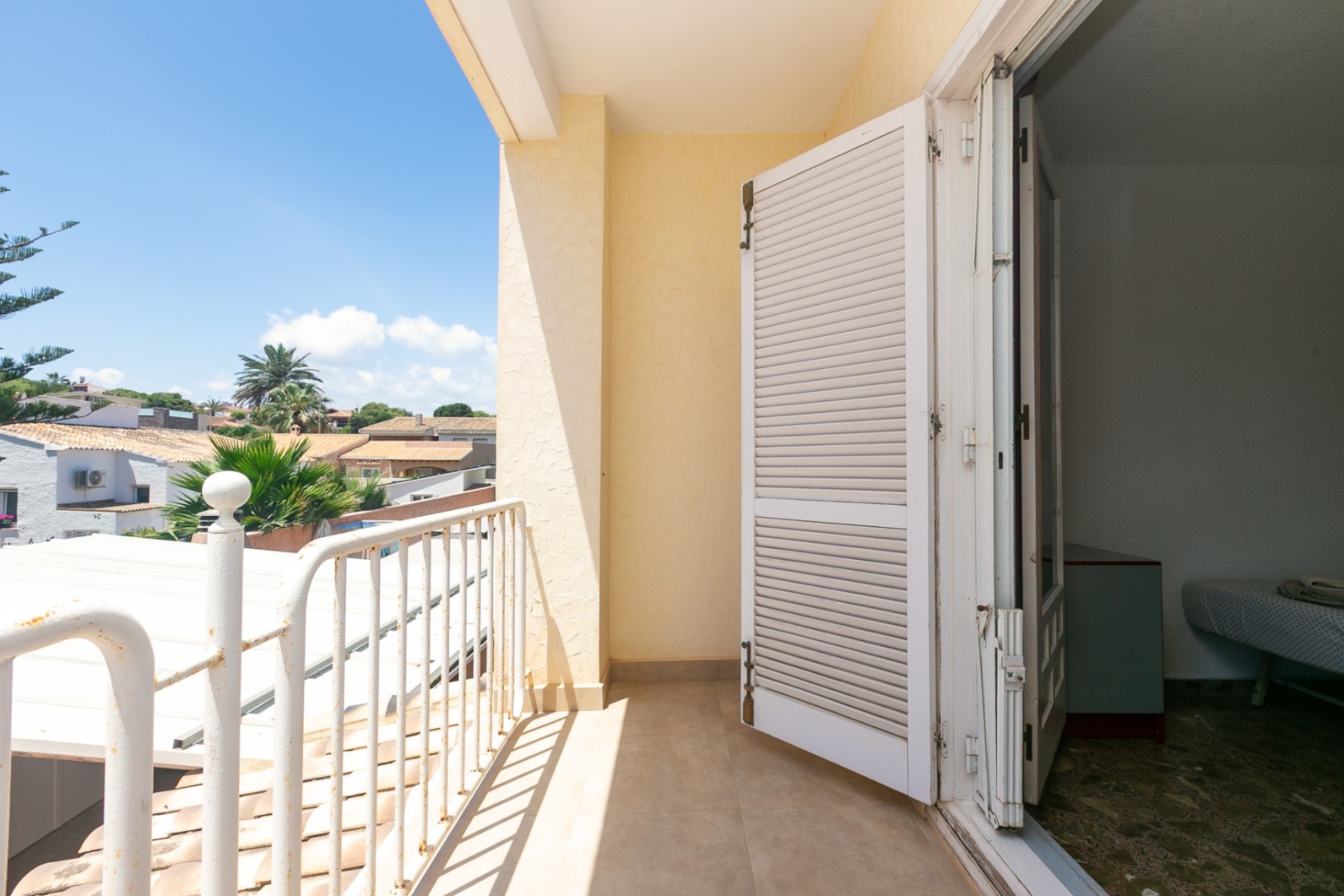 Venta - Chalet Independiente -
La Zenia