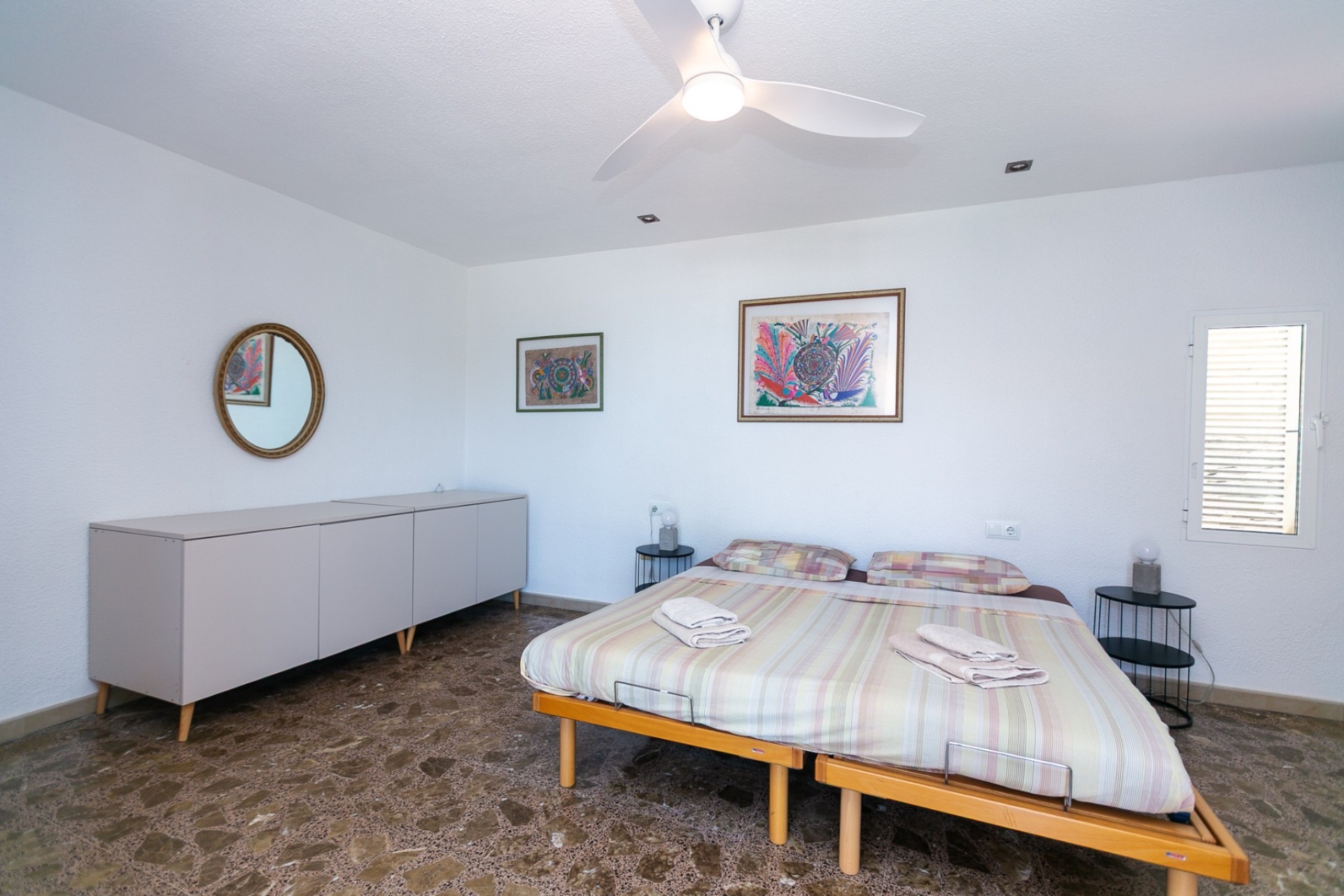 Venta - Chalet Independiente -
La Zenia