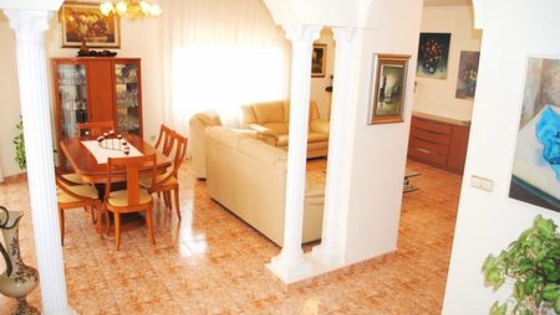 Venta - Chalet Independiente -
La Zenia