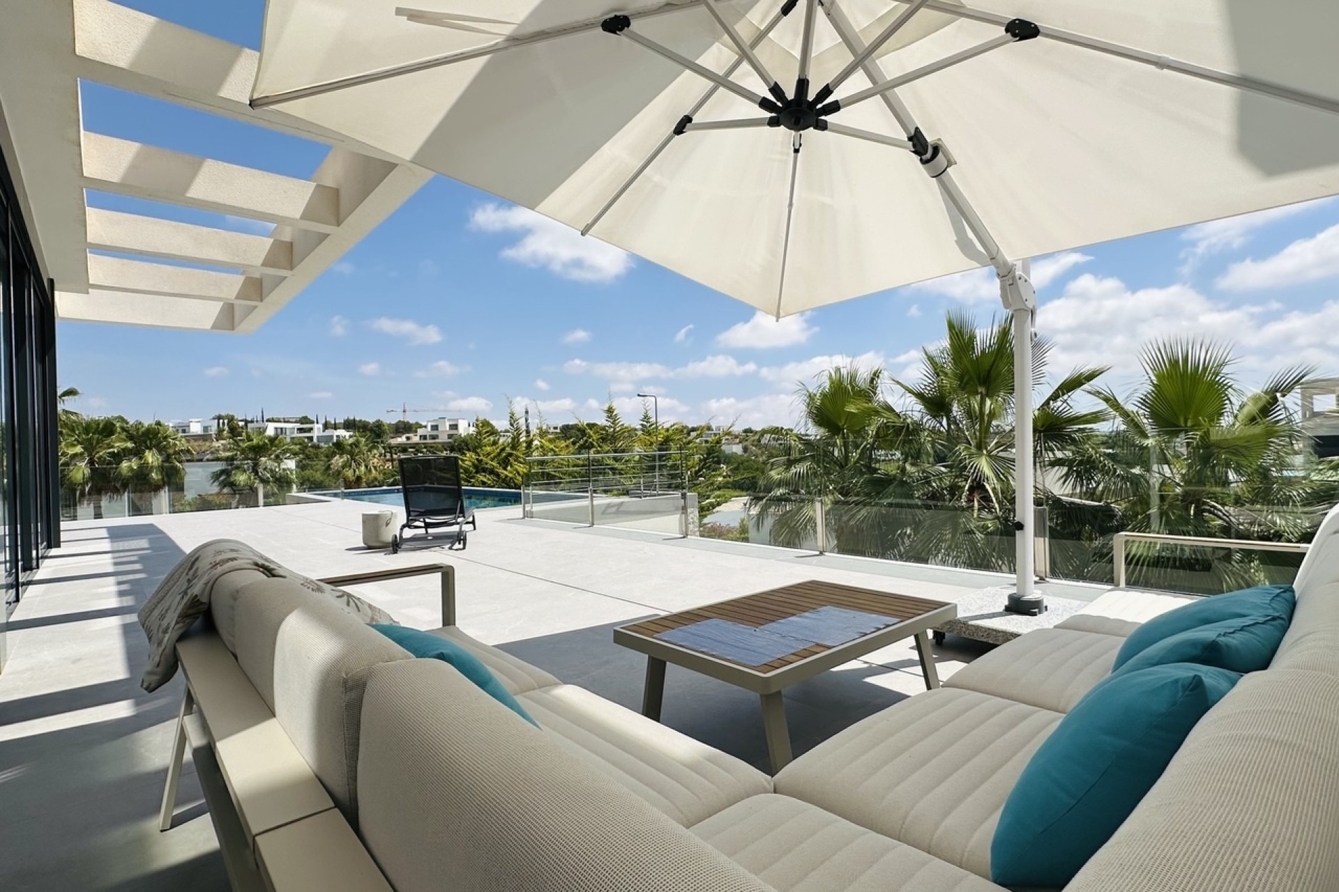 Venta - Chalet Independiente -
Las Colinas - Costa Blanca