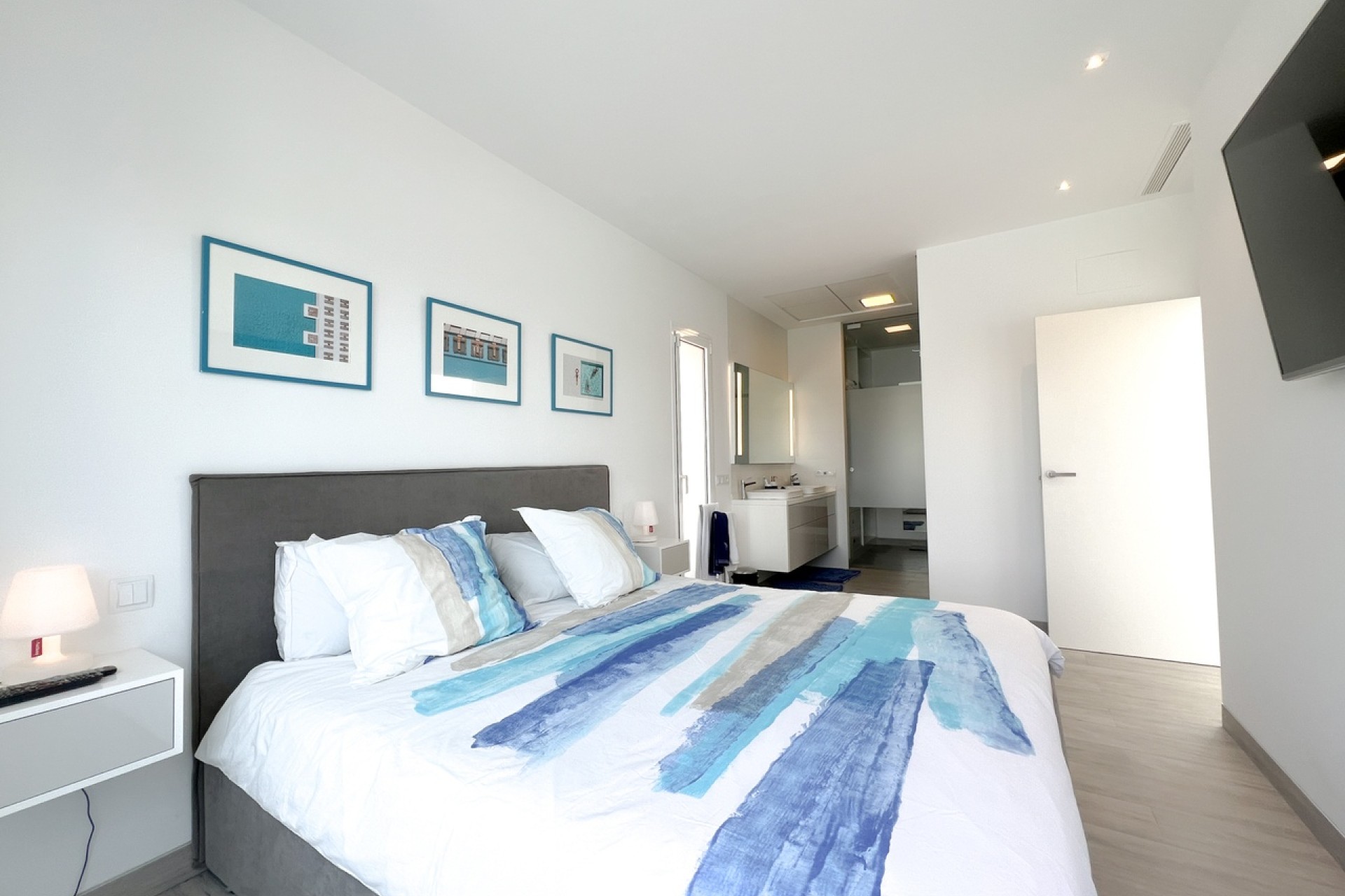 Venta - Chalet Independiente -
Las Colinas - Costa Blanca
