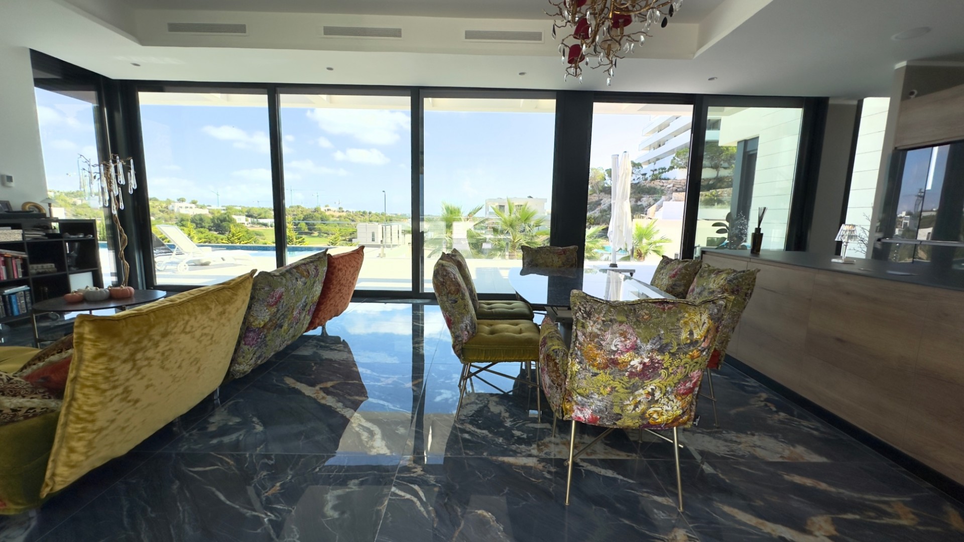 Venta - Chalet Independiente -
Las Colinas - Las Colinas Golf Resort