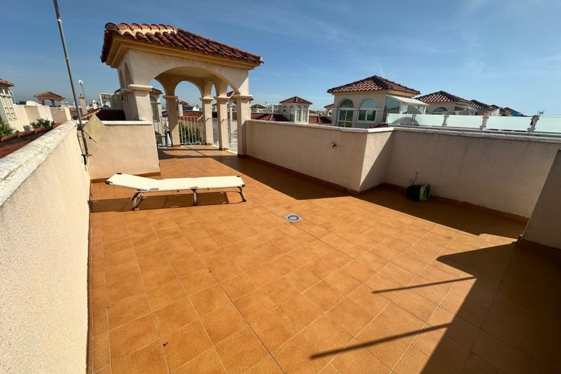 Venta - Chalet Independiente -
Lo Crispin
