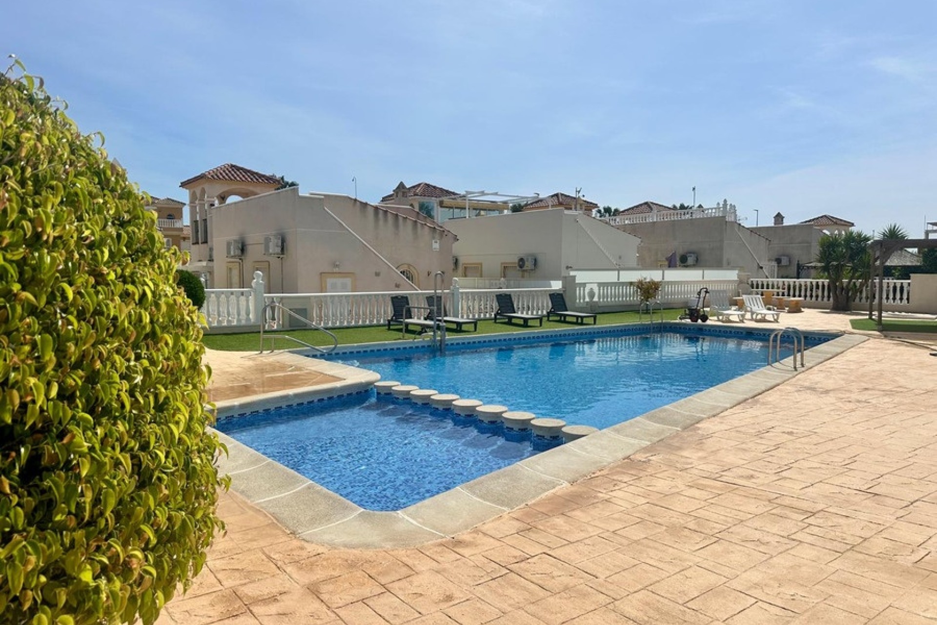 Venta - Chalet Independiente -
Lo Crispin
