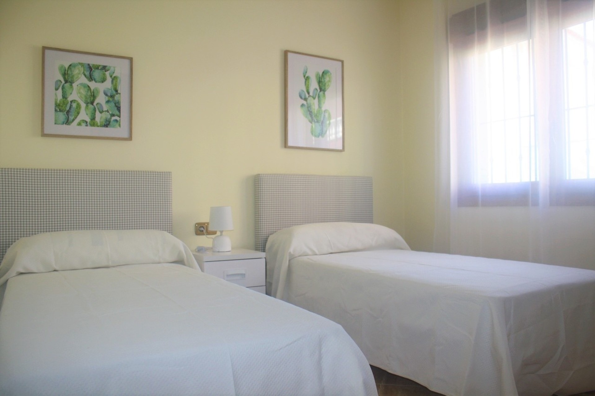 Venta - Chalet Independiente -
Los Altos - Costa Blanca