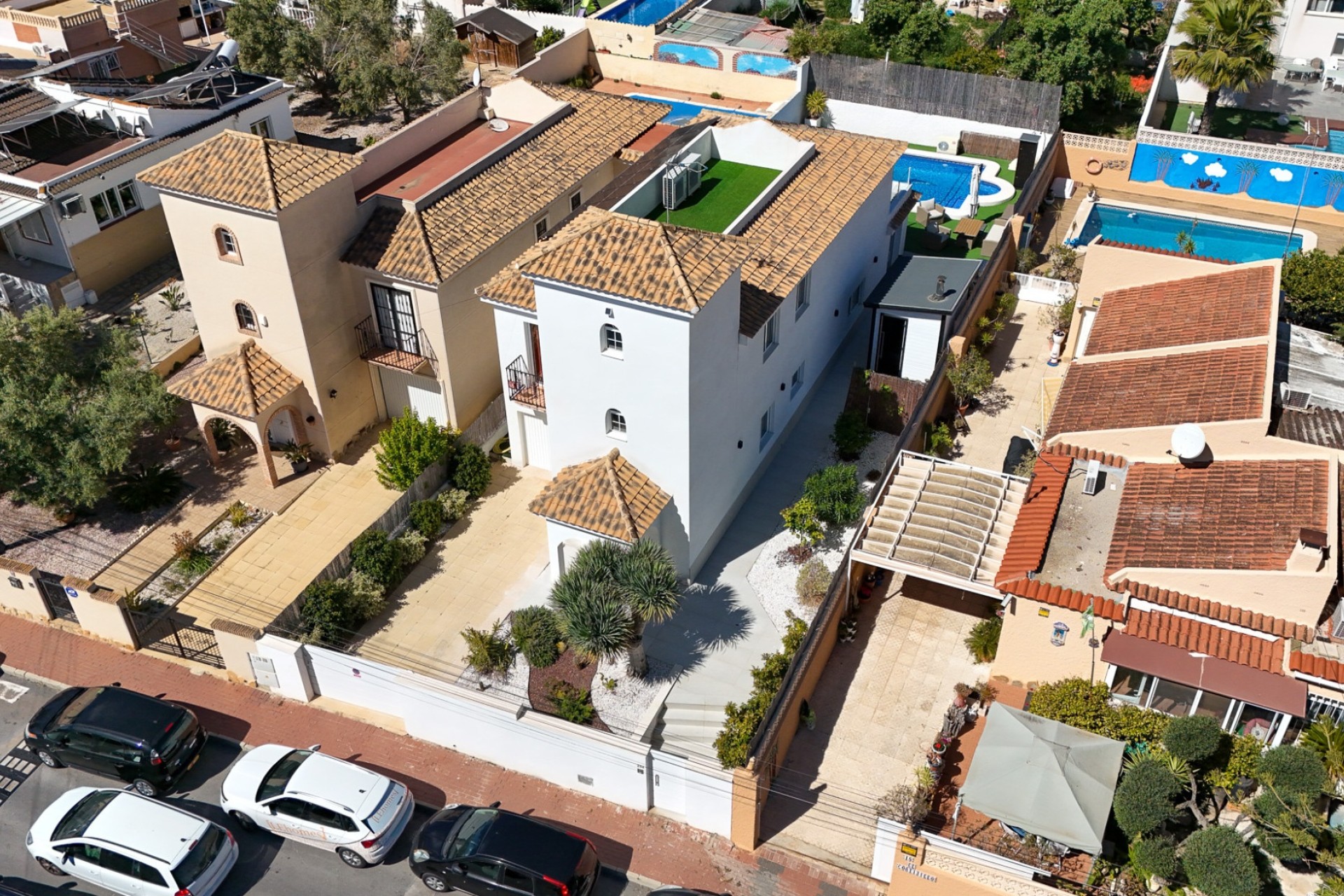 Venta - Chalet Independiente -
Los Balcones - Los Altos del Edén - Costa Blanca