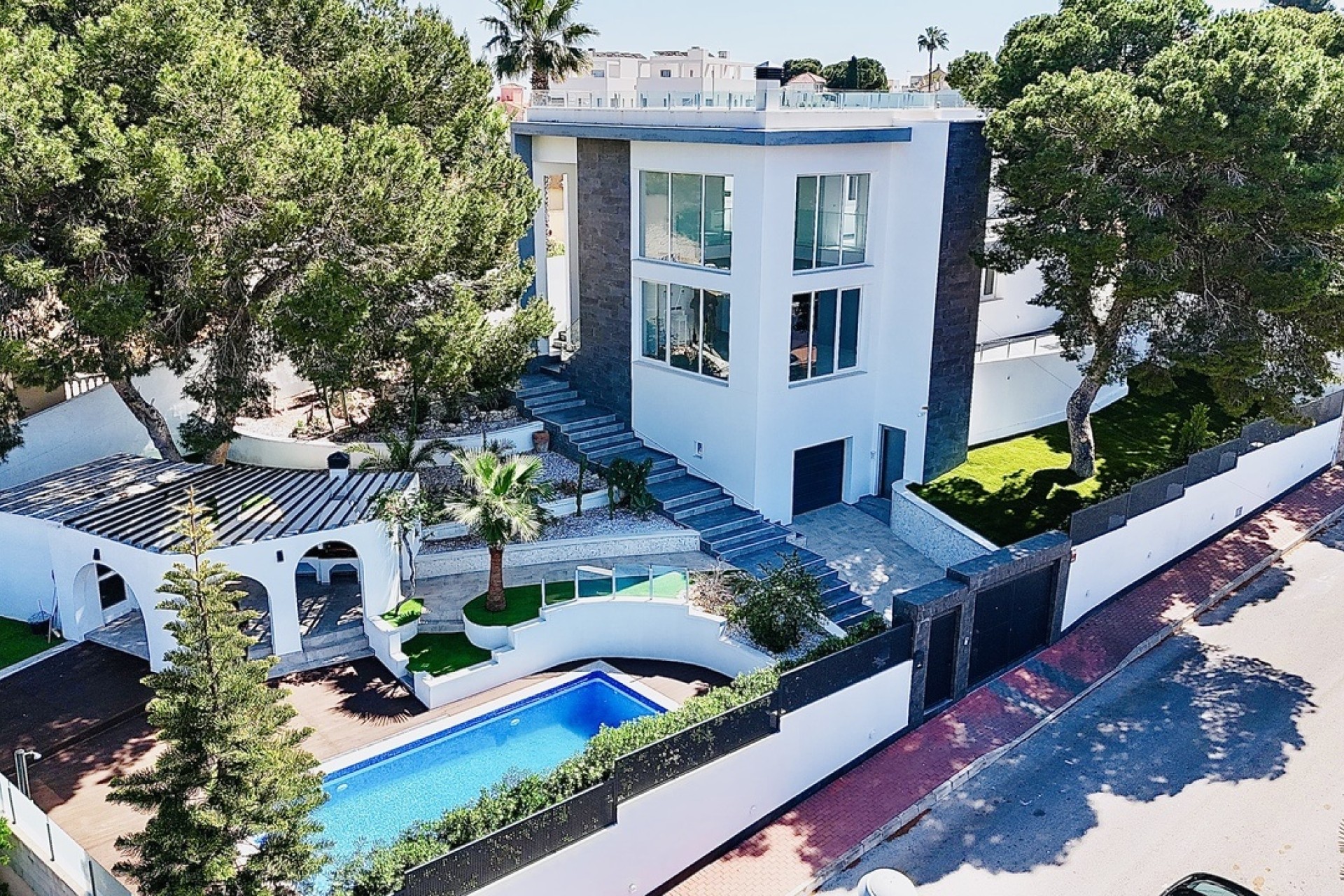 Venta - Chalet Independiente -
Los Balcones - Los Altos del Edén - Costa Blanca