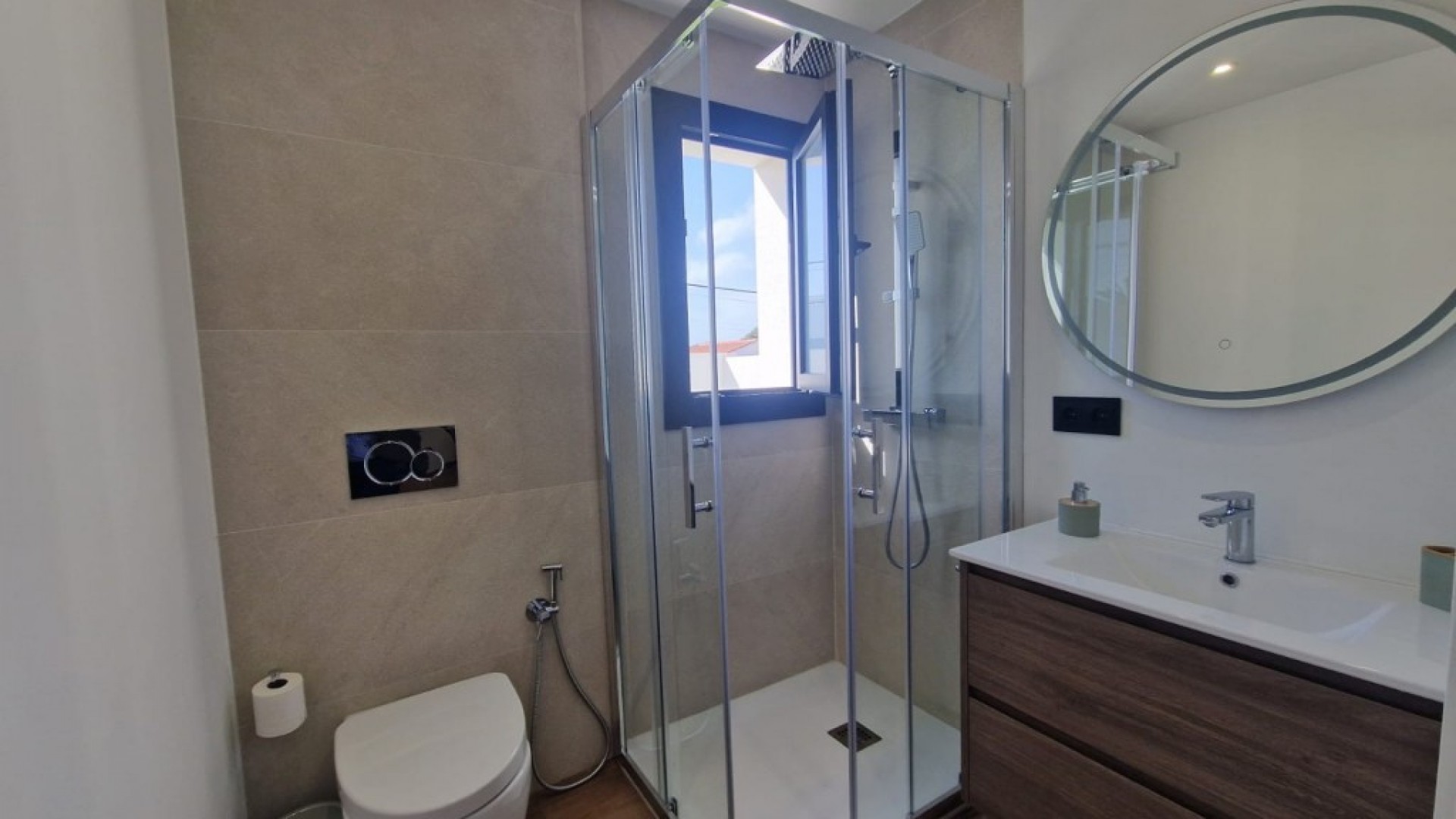 Venta - Chalet Independiente -
Los Balcones - Los Altos del Edén - Los Balcones