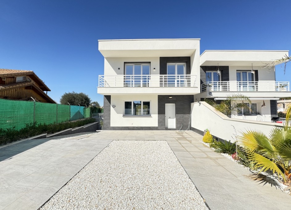 Venta - Chalet Independiente -
Los Balcones - Los Altos del Edén - Los Balcones