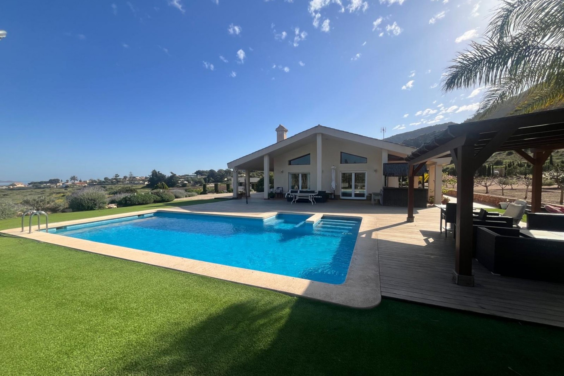 Venta - Chalet Independiente -
Los Belones - Inland