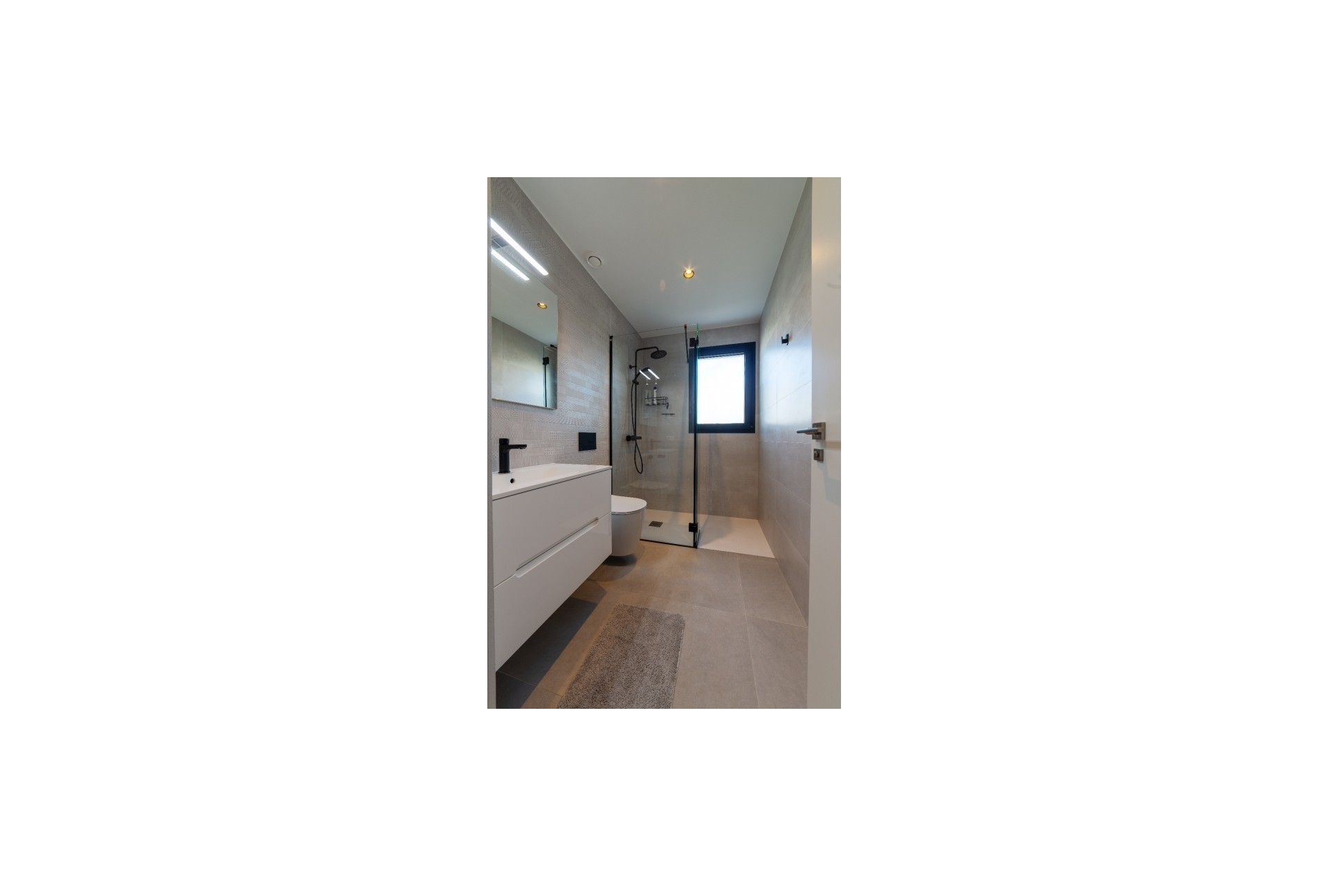 Venta - Chalet Independiente -
Los Montesinos - Costa Blanca