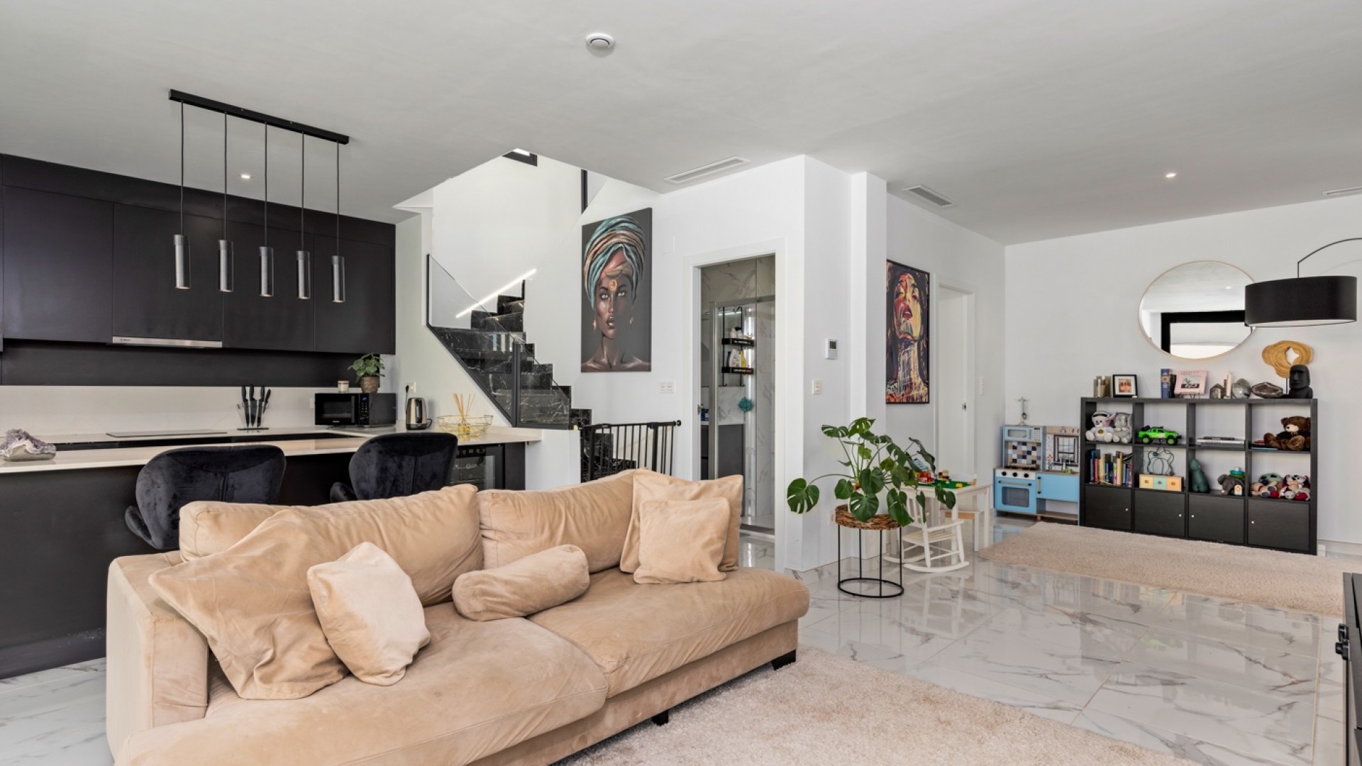 Venta - Chalet Independiente -
Los Montesinos - La Herada