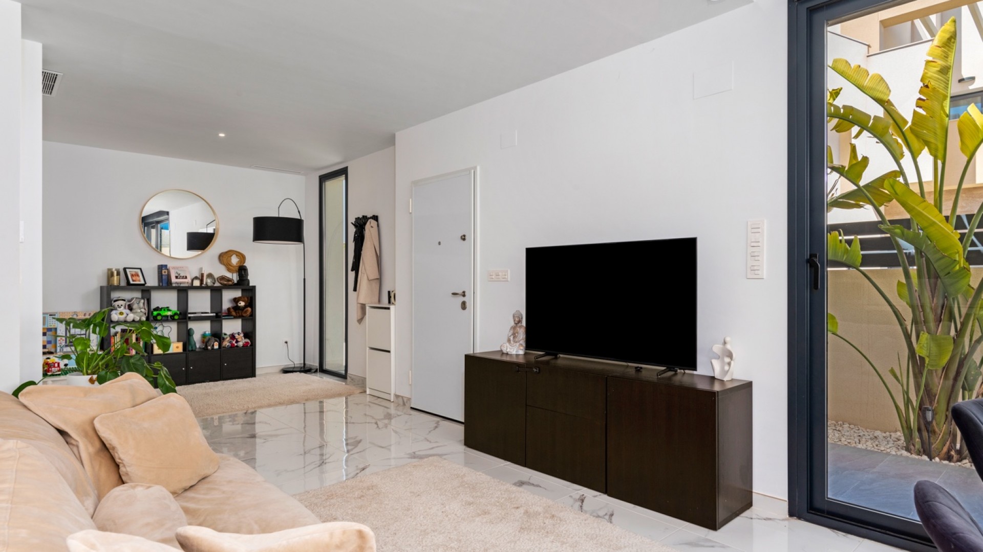 Venta - Chalet Independiente -
Los Montesinos - La Herada