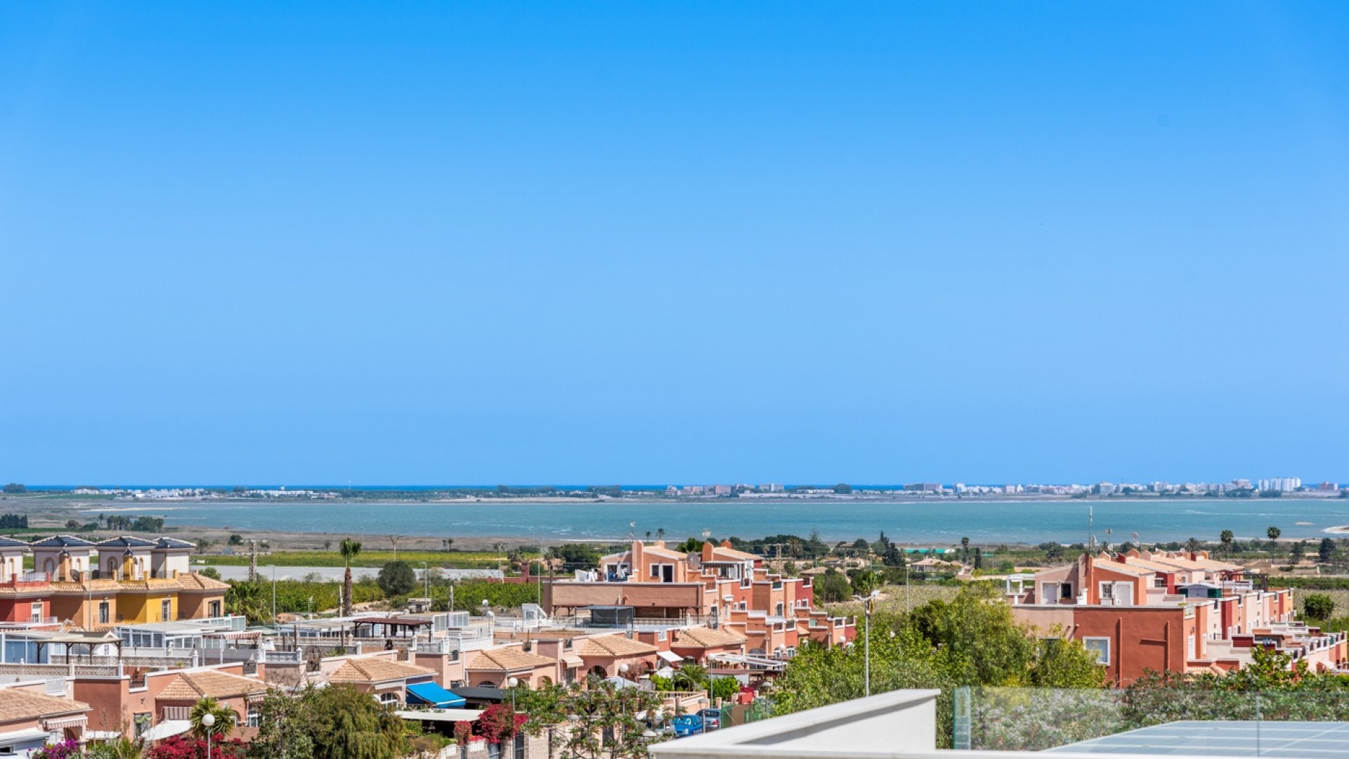 Venta - Chalet Independiente -
Los Montesinos - La Herada