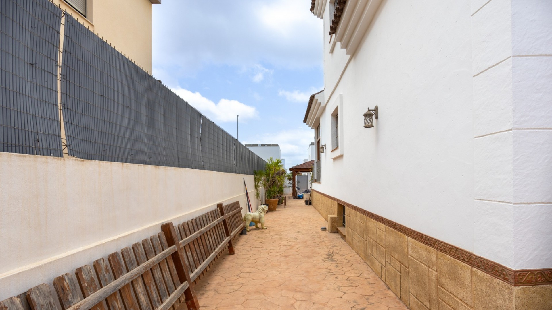Venta - Chalet Independiente -
Los Montesinos - La Herrada