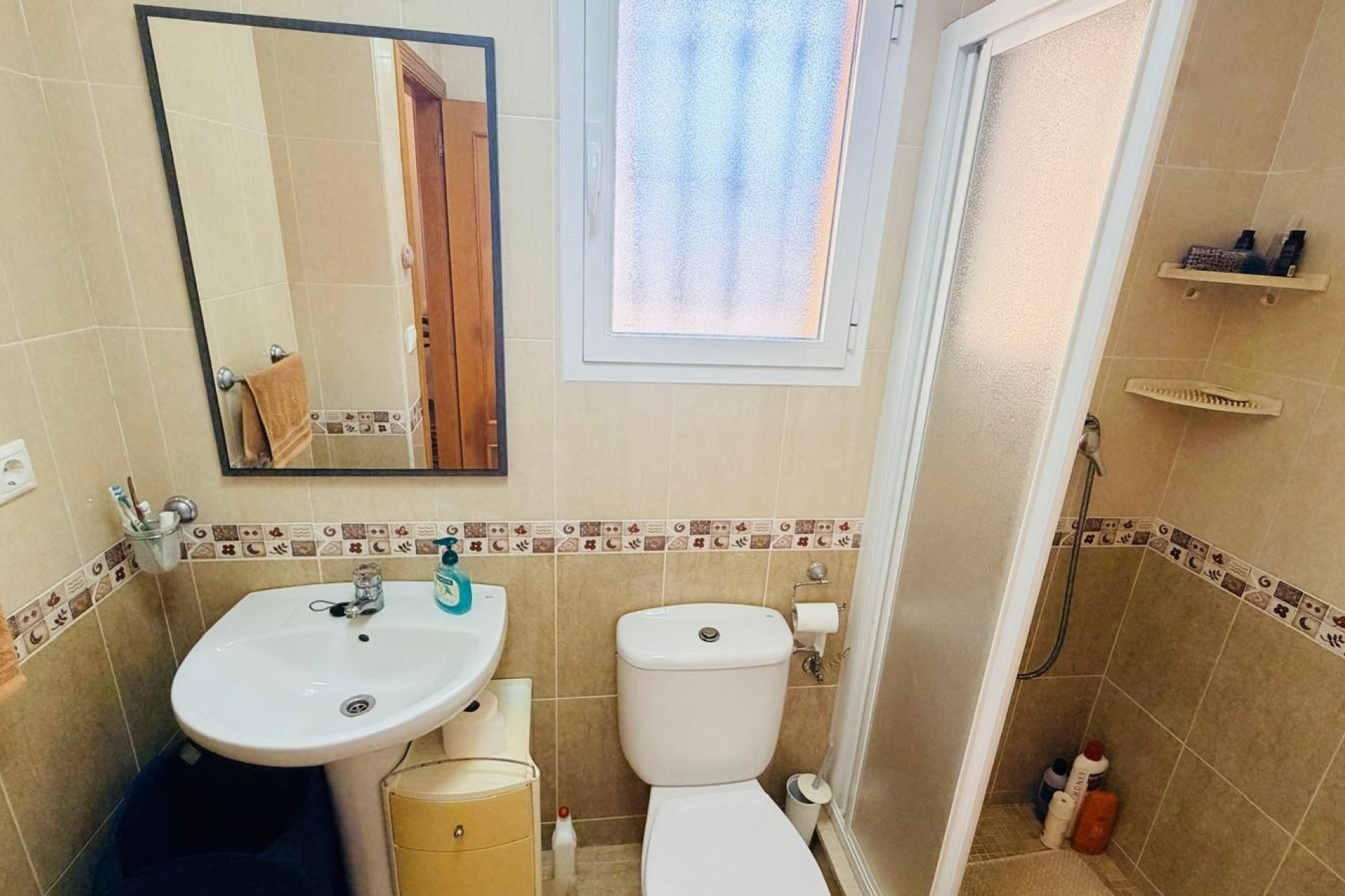 Venta - Chalet Independiente -
Los Montesinos - La Herrada