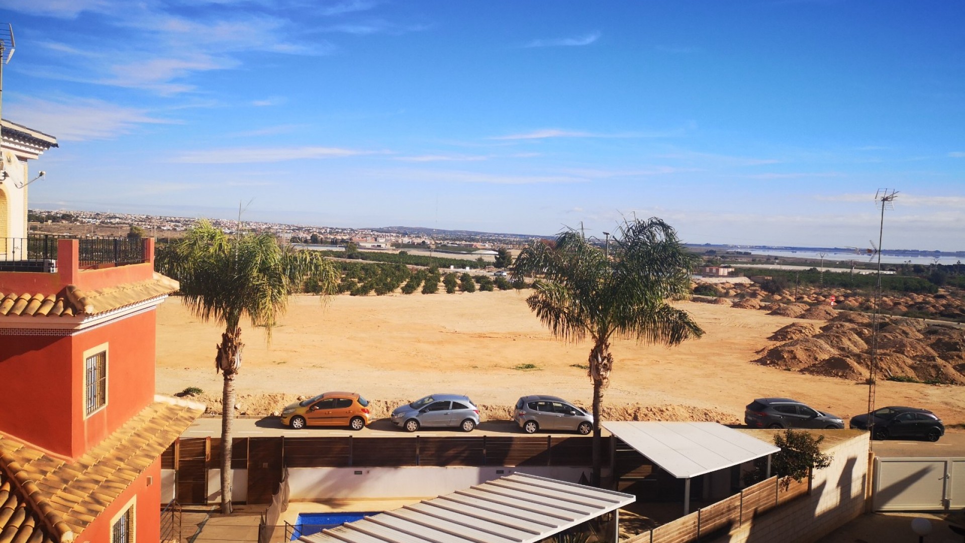 Venta - Chalet Independiente -
Los Montesinos - La Herrada