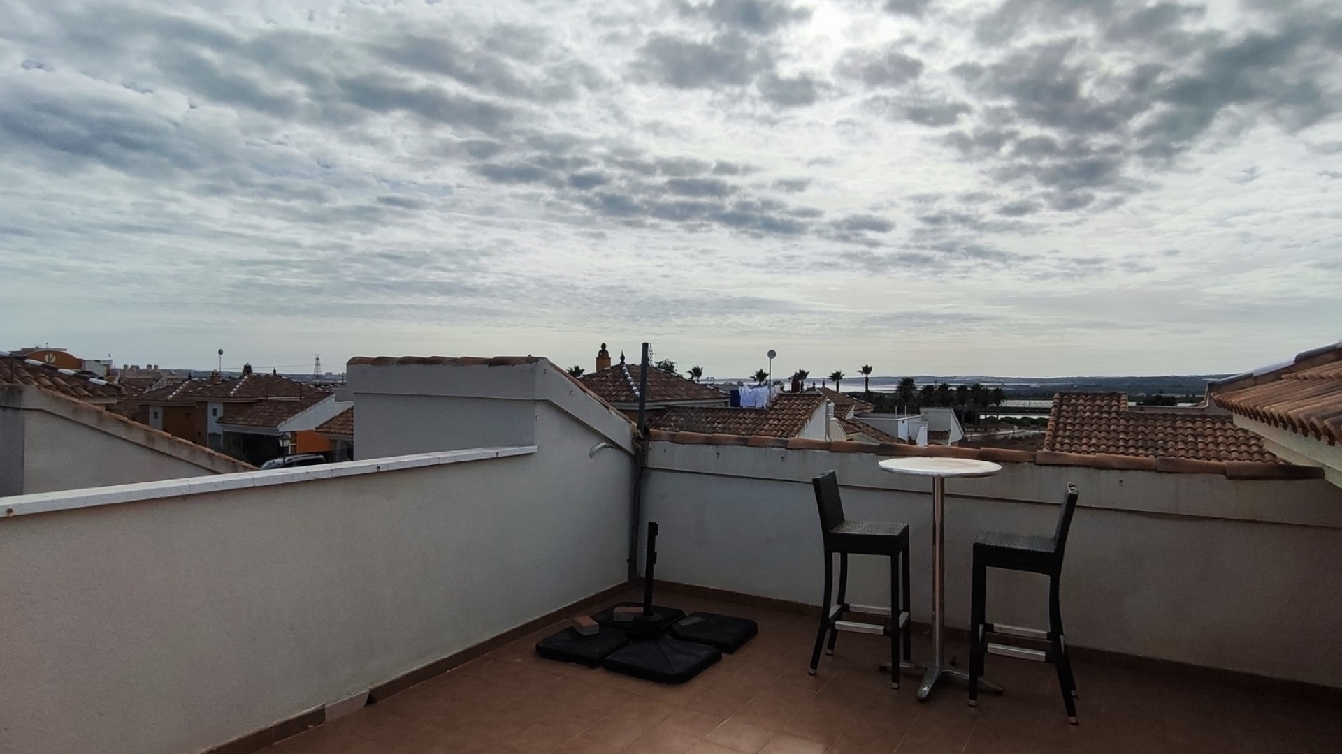 Venta - Chalet Independiente -
Los Montesinos - Los Montesinos - Urb. La Herrada