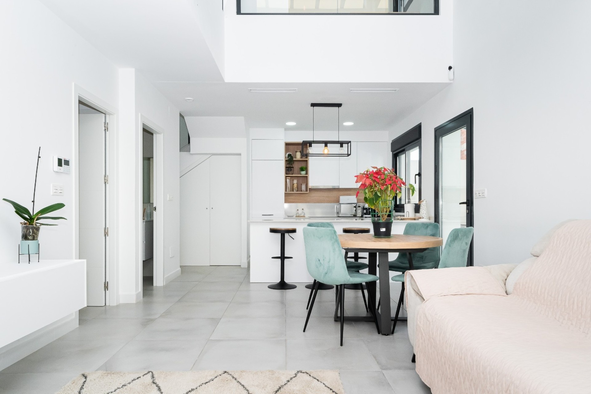 Venta - Chalet Independiente -
Los Montesinos