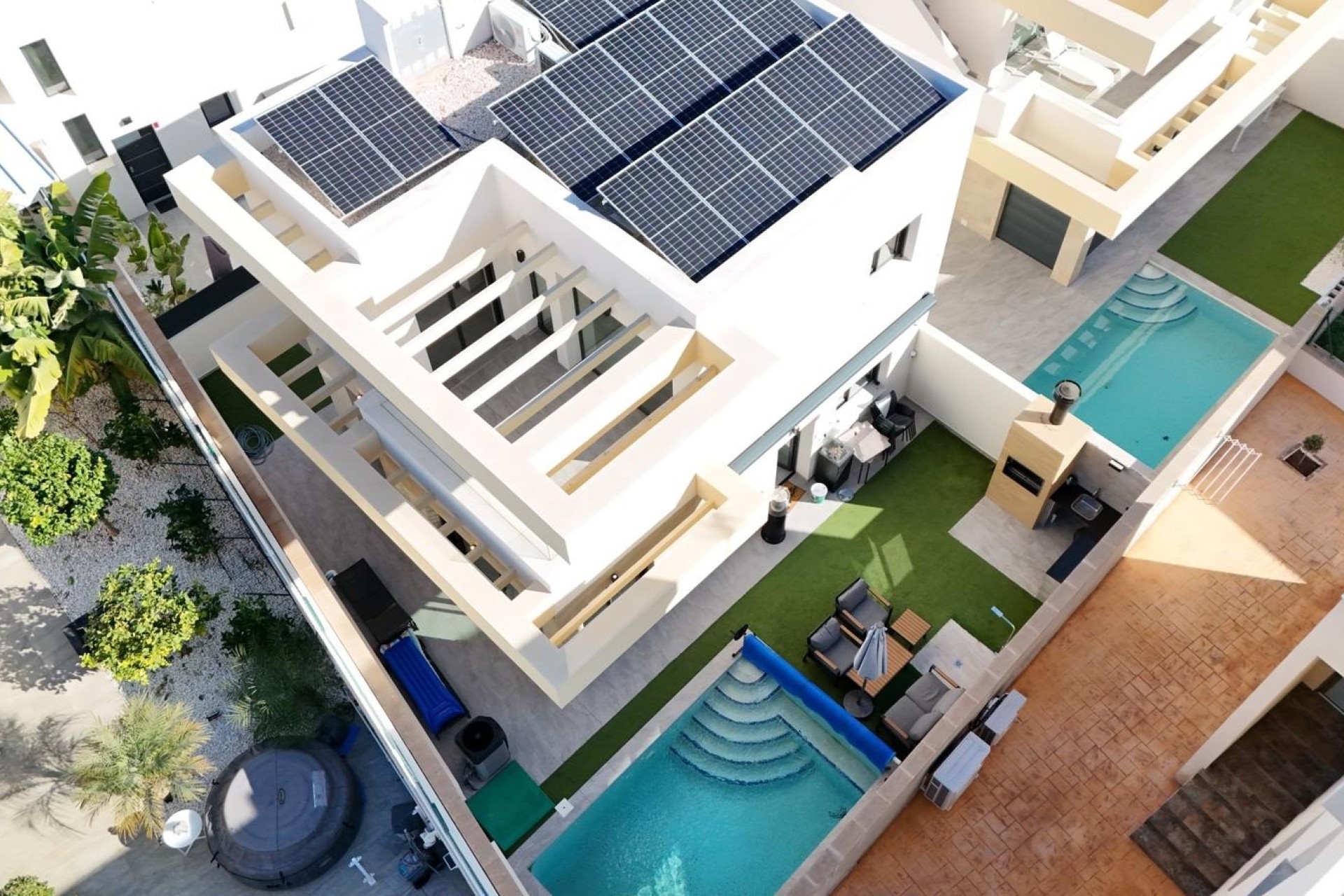 Venta - Chalet Independiente -
Los Montesinos