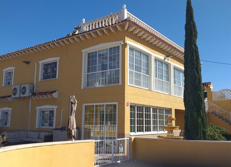 Venta - Chalet Independiente -
Macisvenda - MACISVENDA