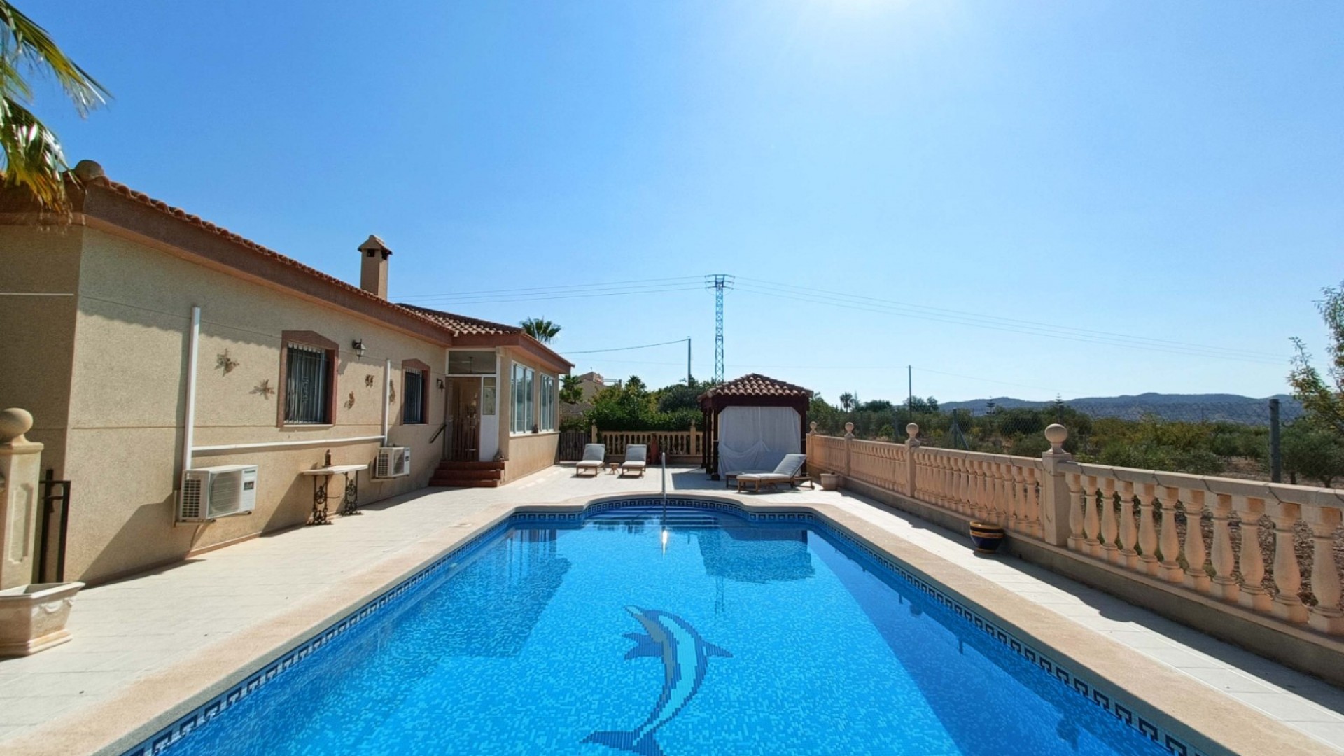 Venta - Chalet Independiente -
Macisvenda