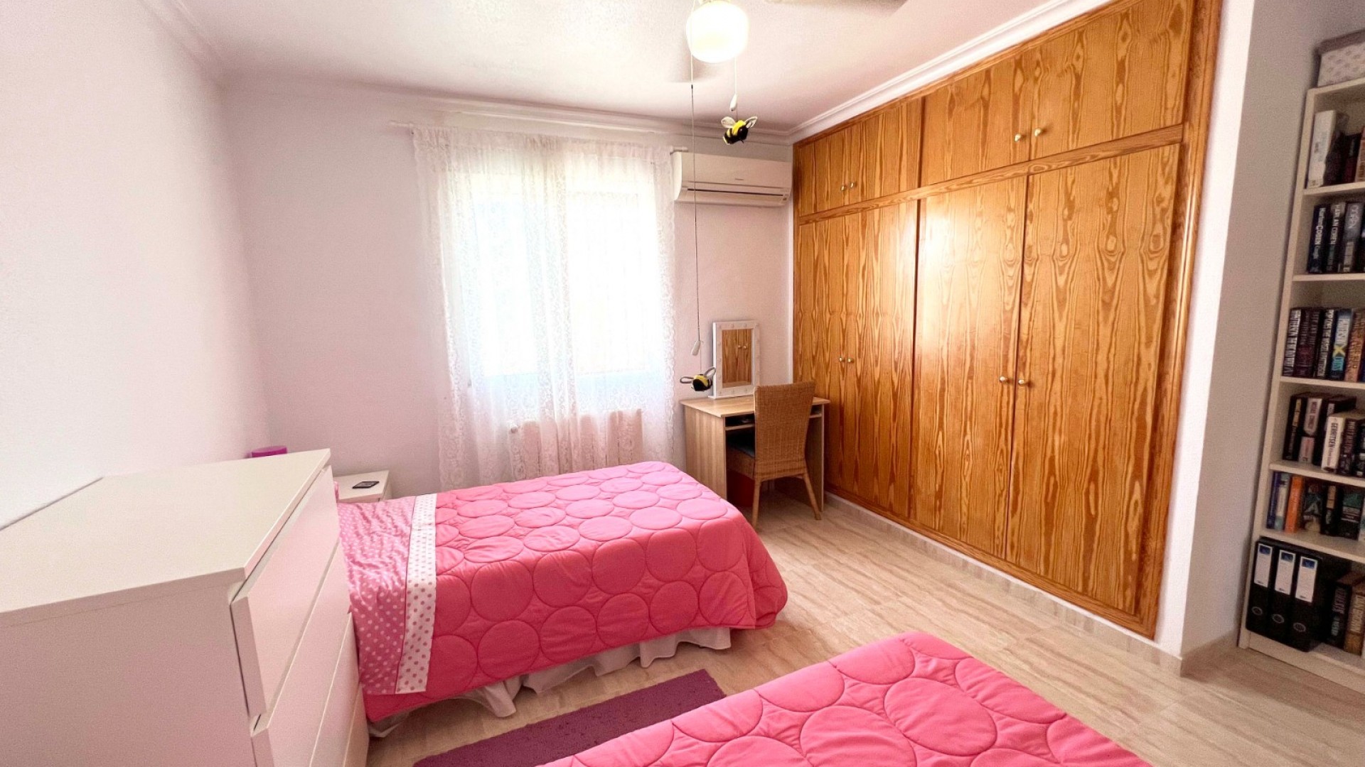 Venta - Chalet Independiente -
Macisvenda