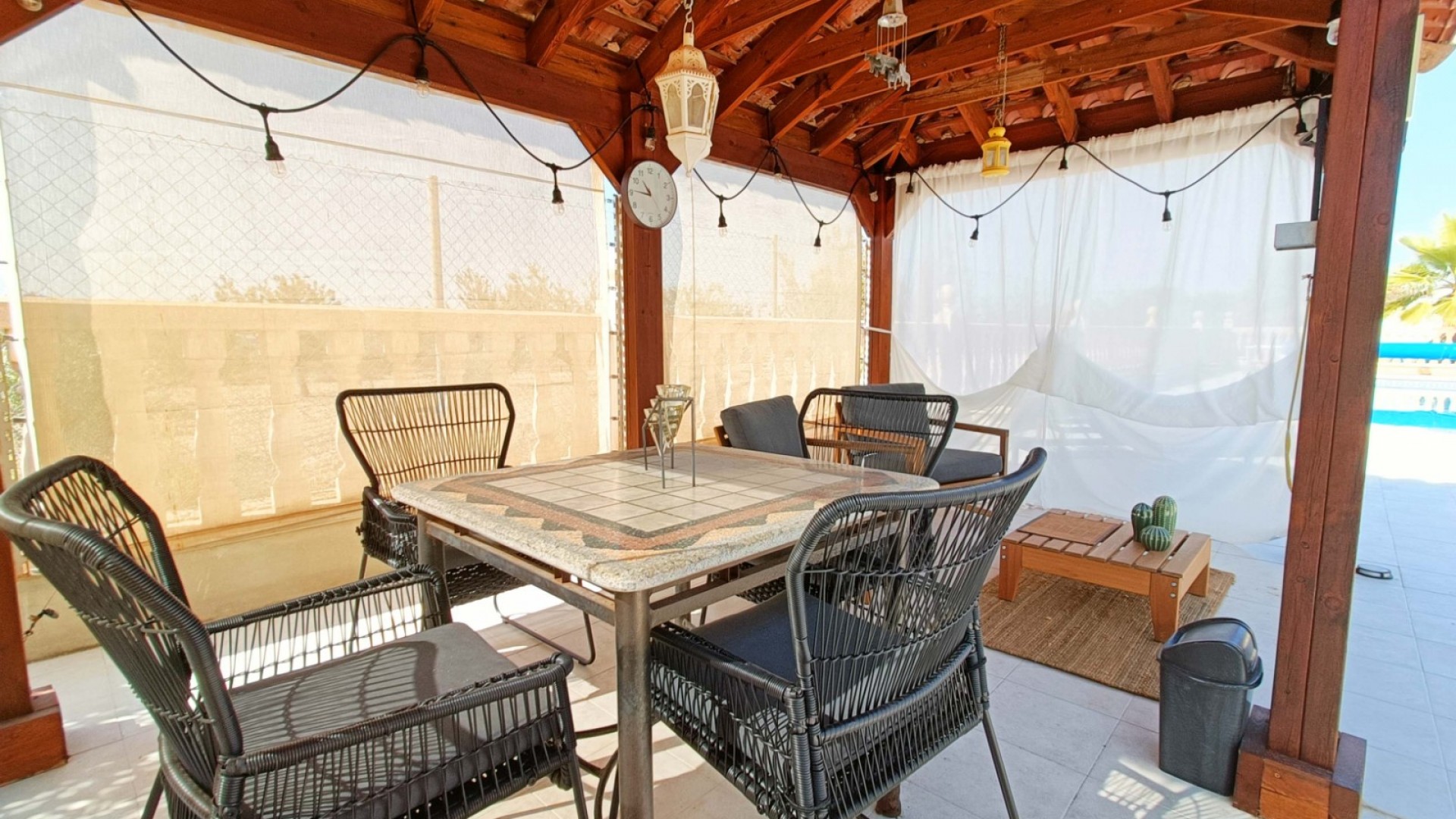 Venta - Chalet Independiente -
Macisvenda