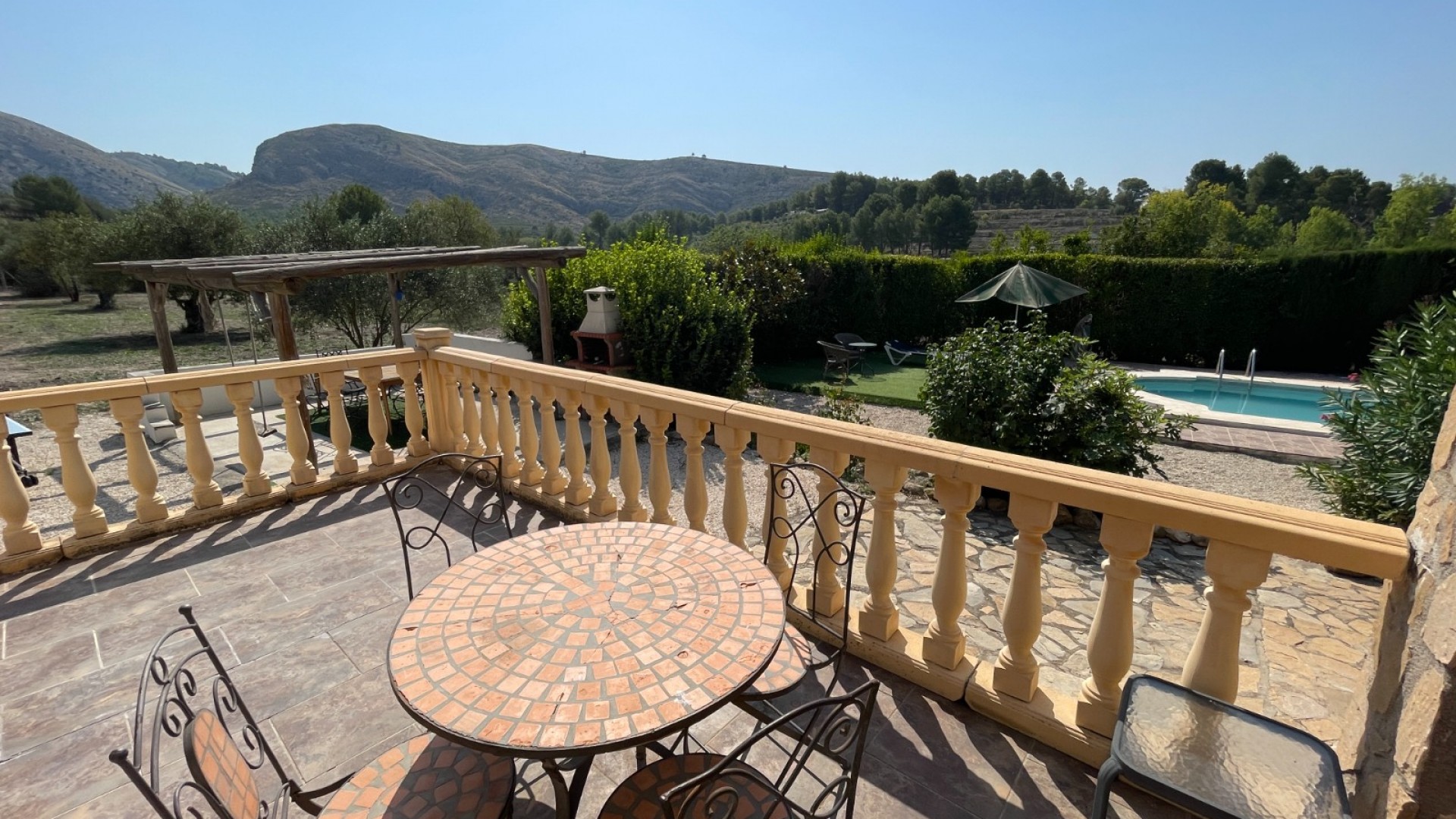 Venta - Chalet Independiente -
Millena