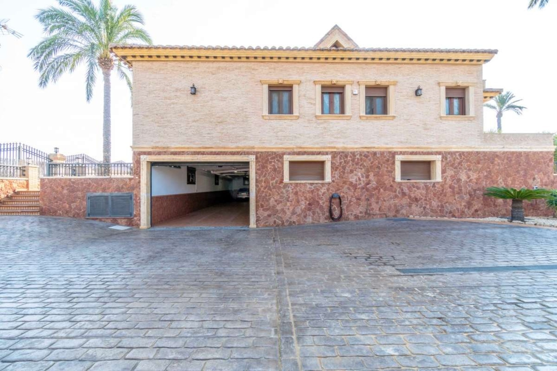 Venta - Chalet Independiente -
Molins - Inland