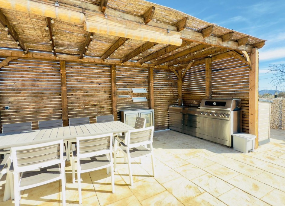 Venta - Chalet Independiente -
Monóvar