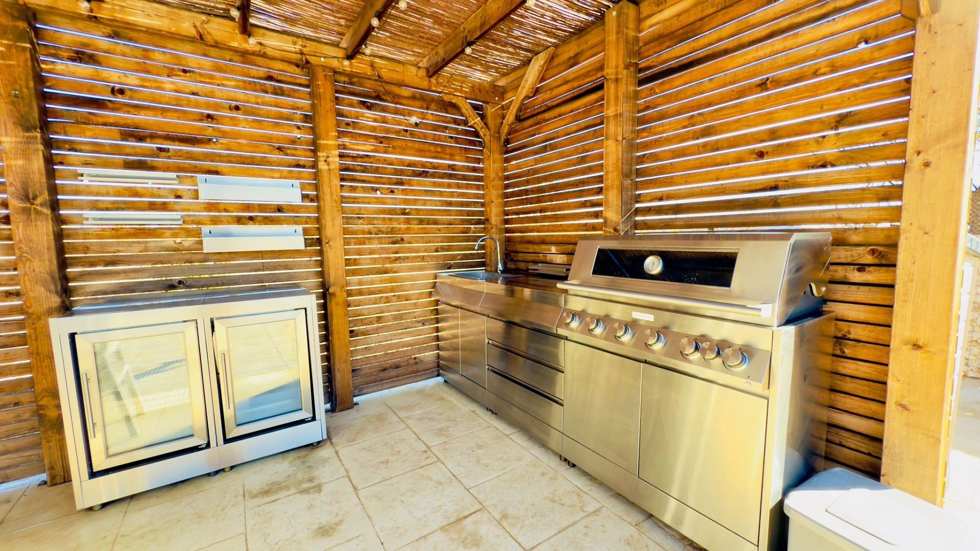 Venta - Chalet Independiente -
Monóvar