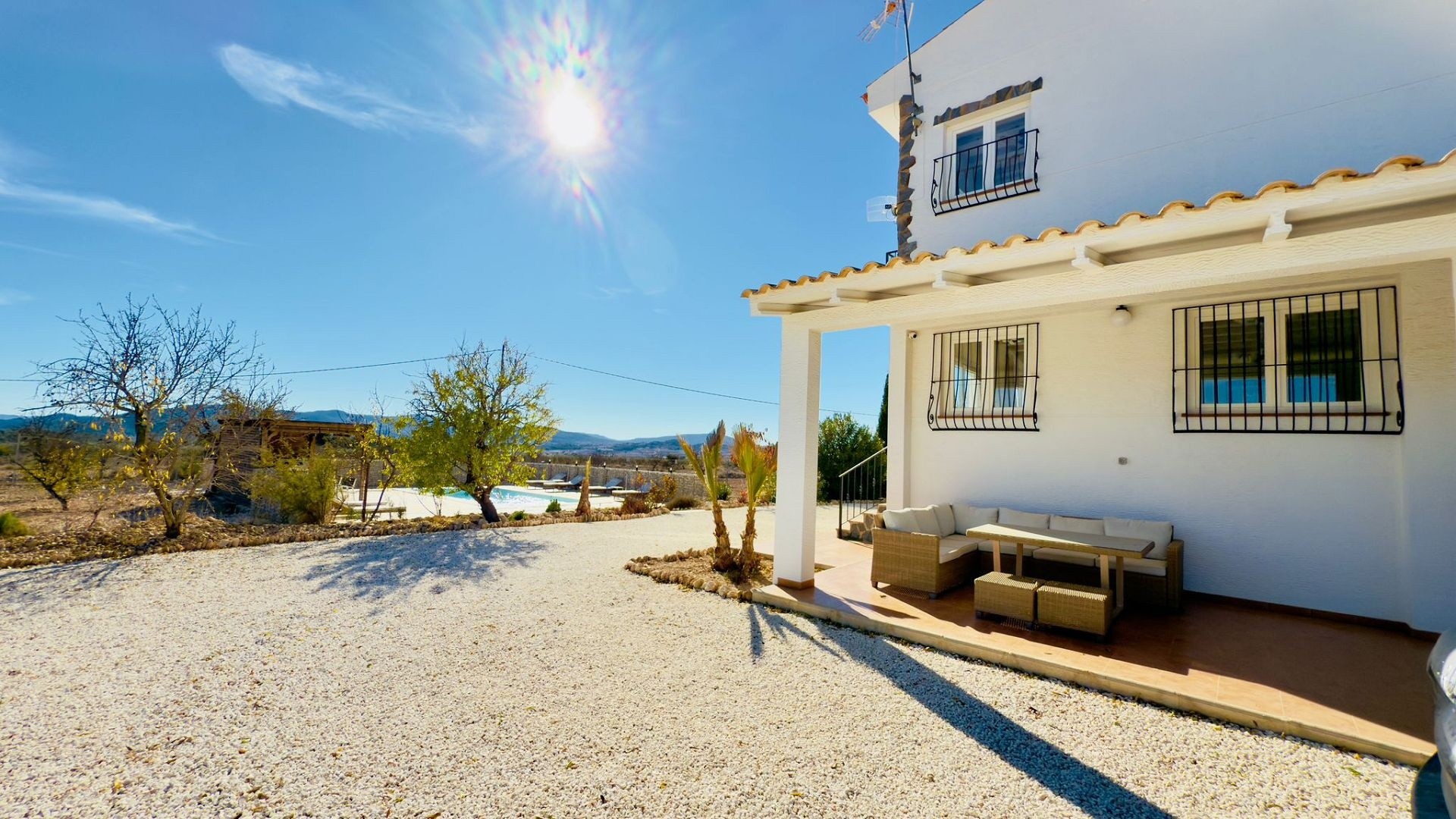 Venta - Chalet Independiente -
Monóvar