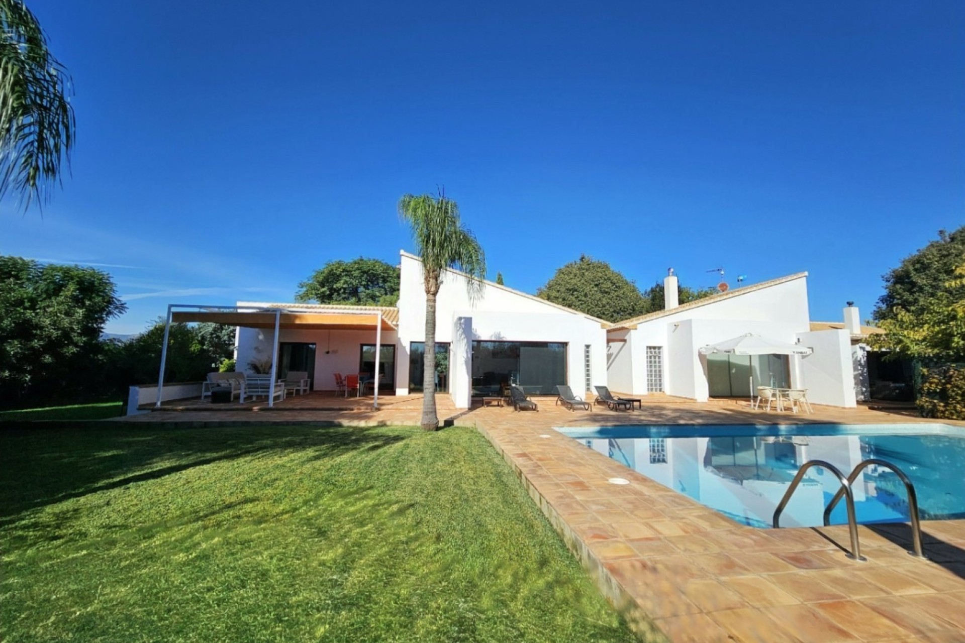 Venta - Chalet Independiente -
Ondara - Inland